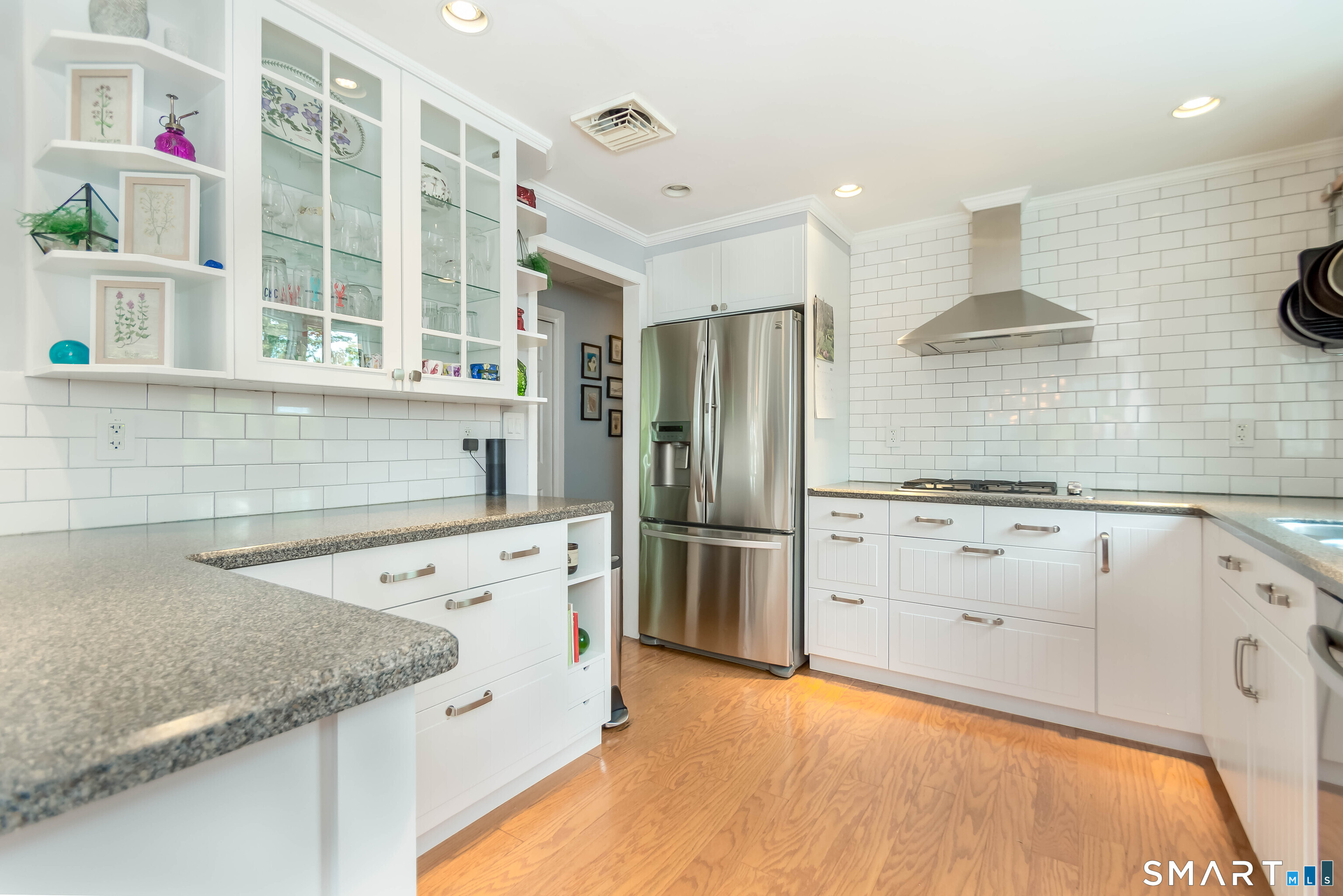 11 Crestwood Drive