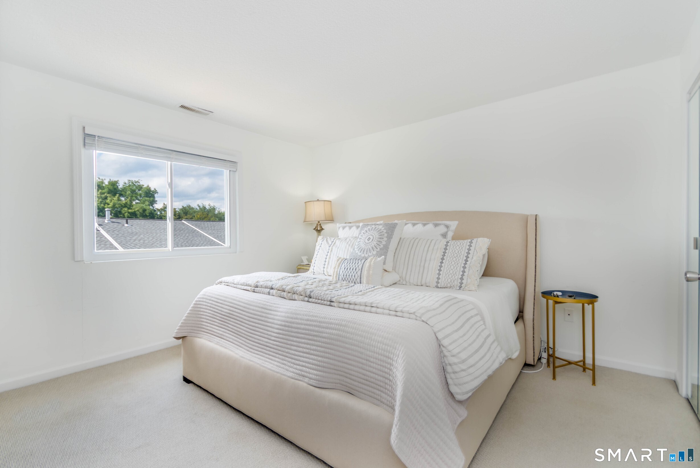 273 Derby Avenue Unit: 305
