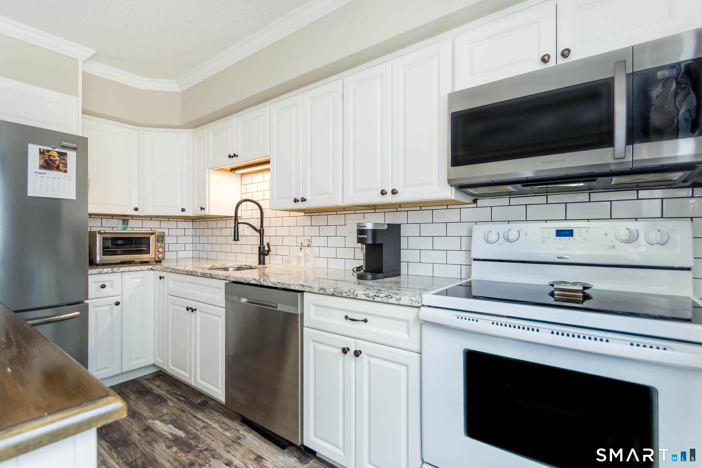 273 Derby Avenue Unit: 305