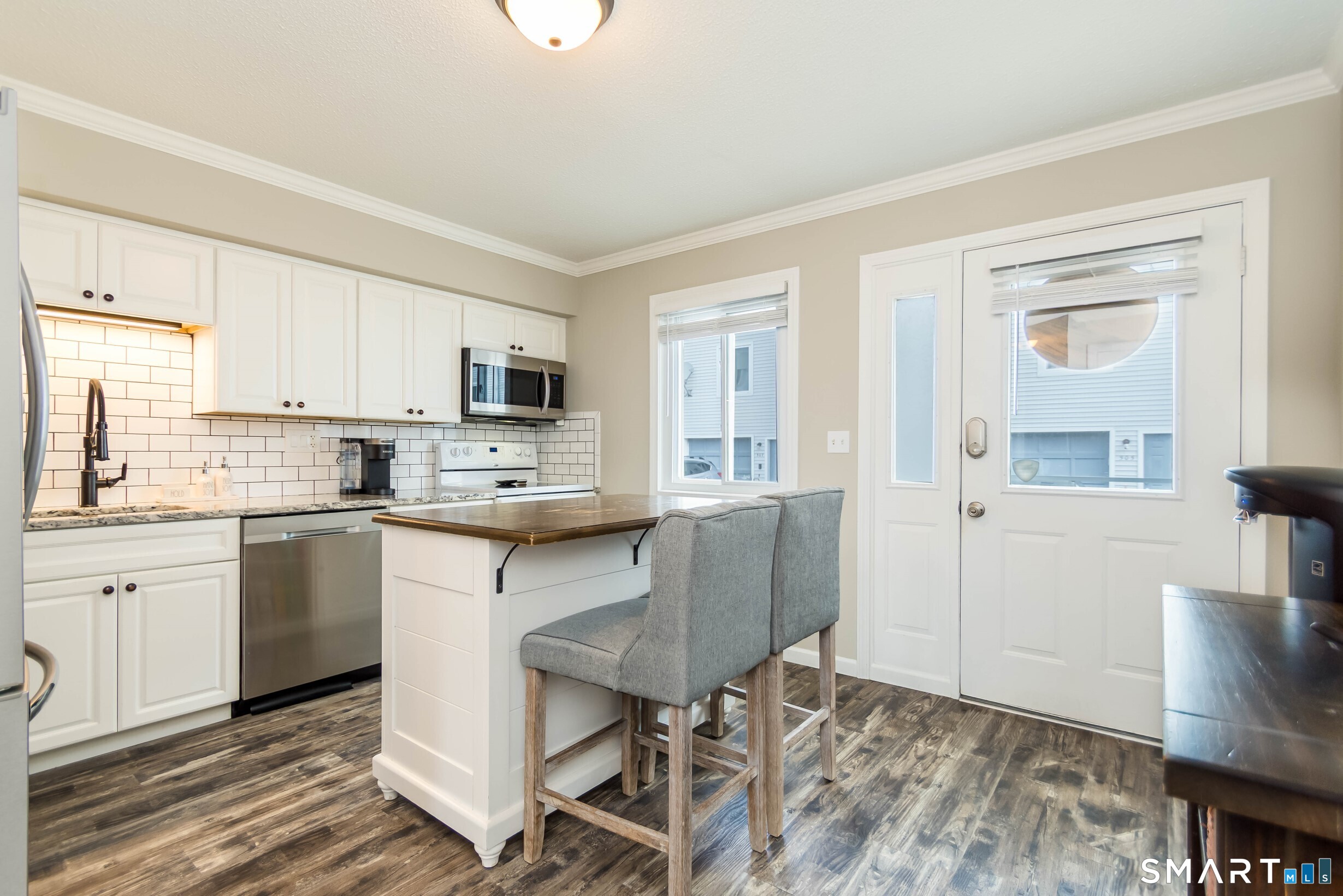 273 Derby Avenue Unit: 305