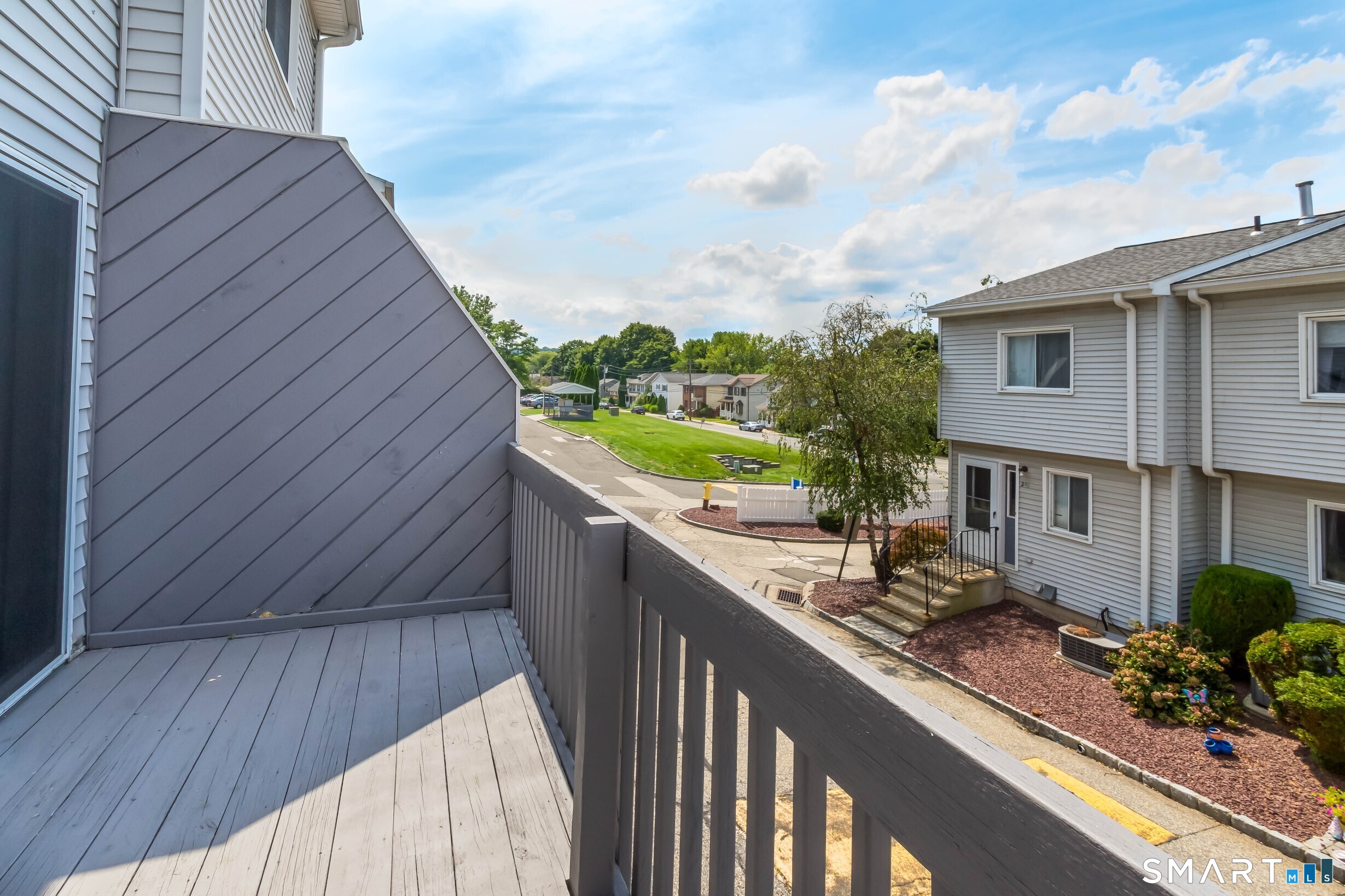 273 Derby Avenue Unit: 305