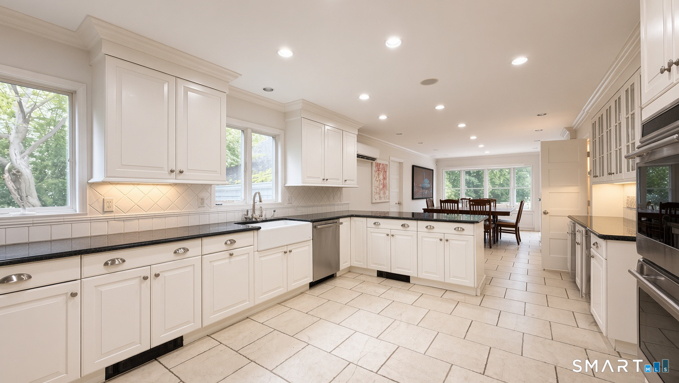 14 Highview Avenue