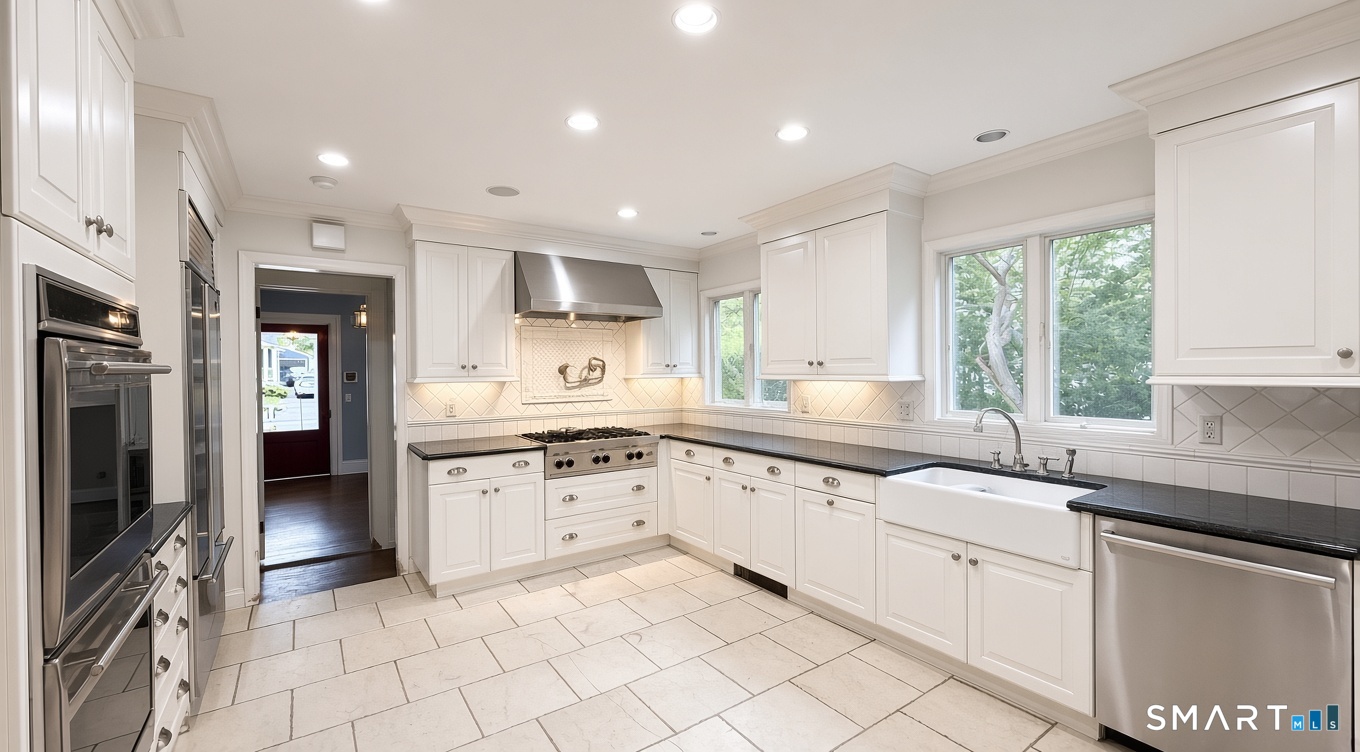 14 Highview Avenue