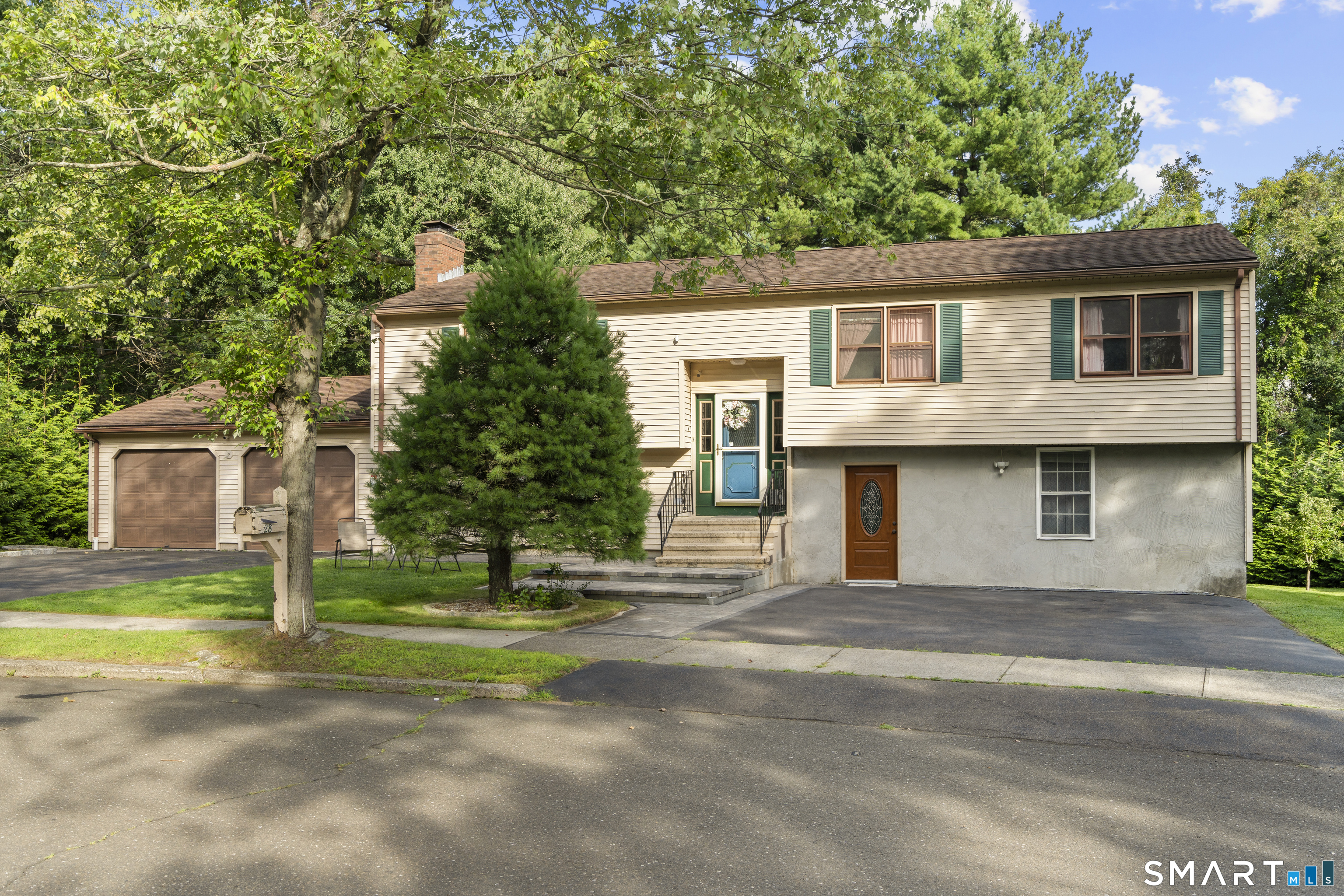 28 Twin Circle Road