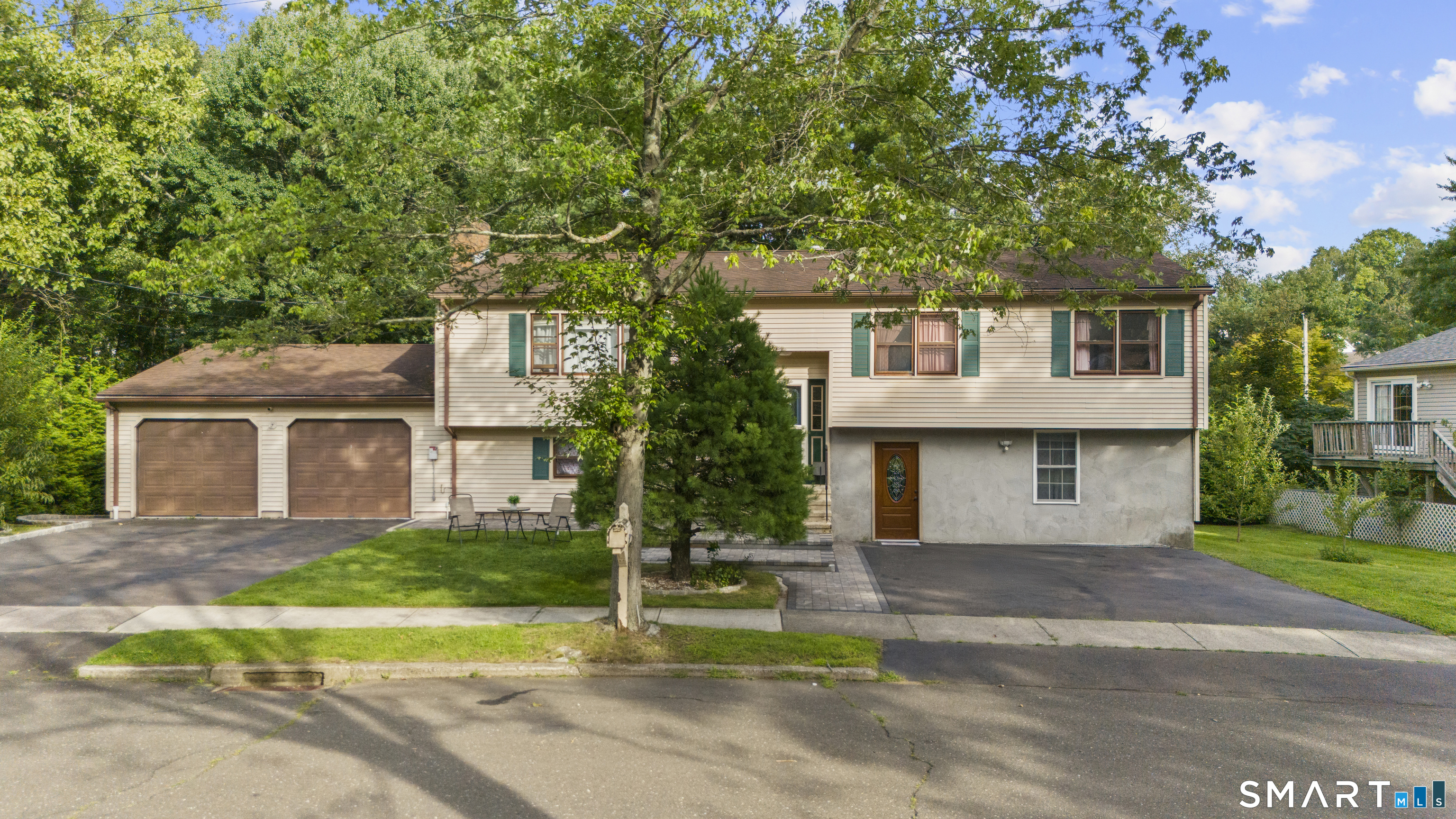 28 Twin Circle Road