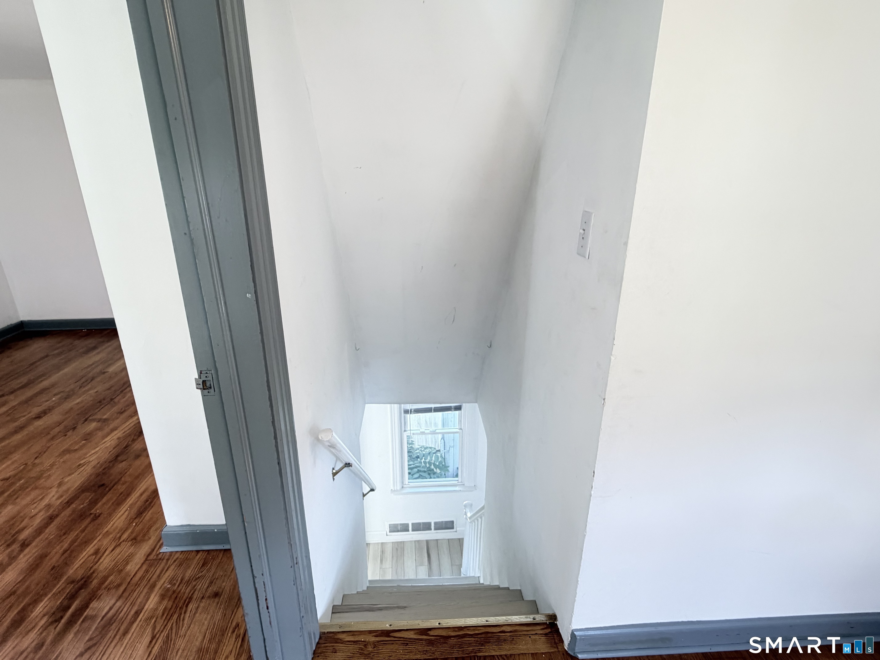 6 Beech Street