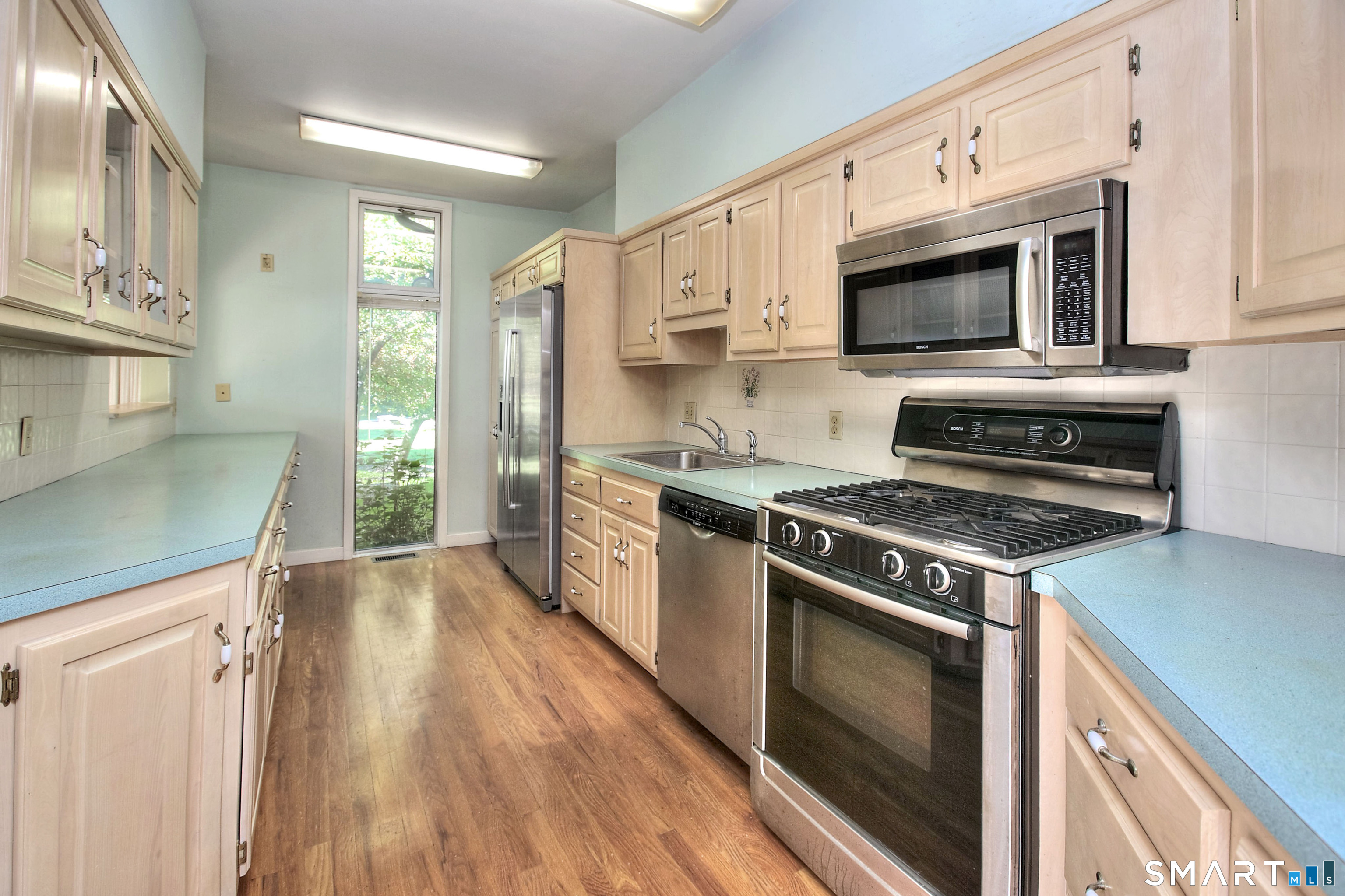 160 Fairfield Woods Road Unit: 25