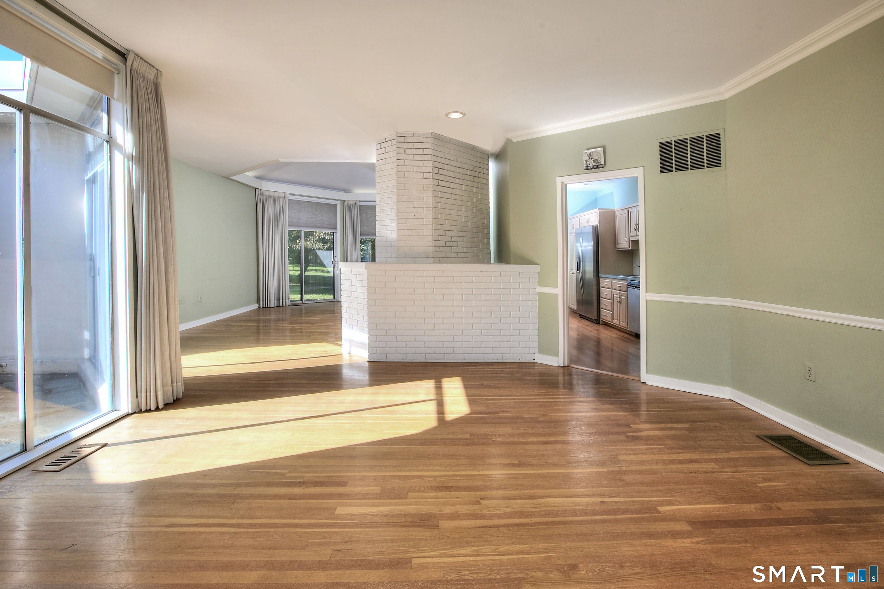160 Fairfield Woods Road Unit: 25