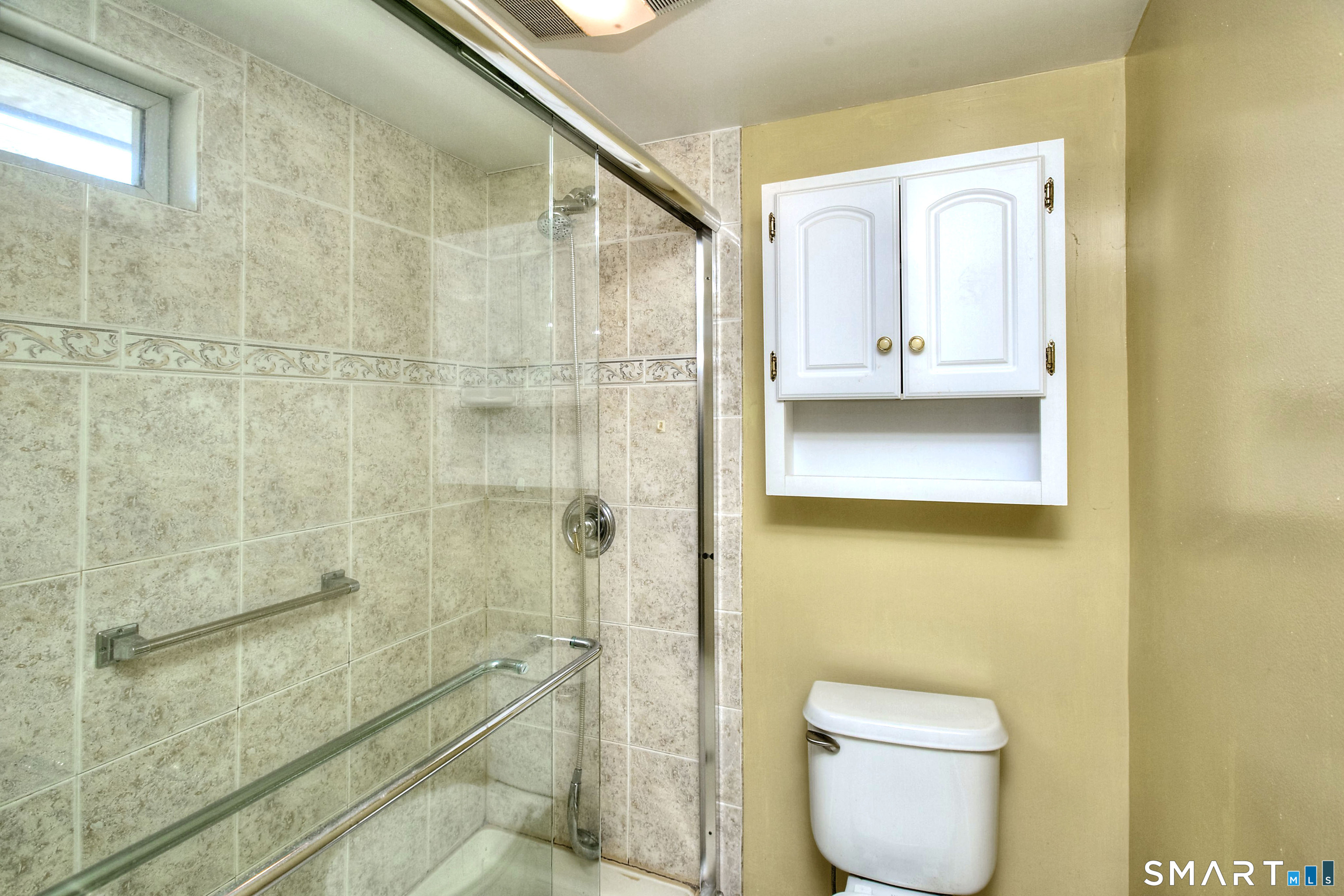 160 Fairfield Woods Road Unit: 25