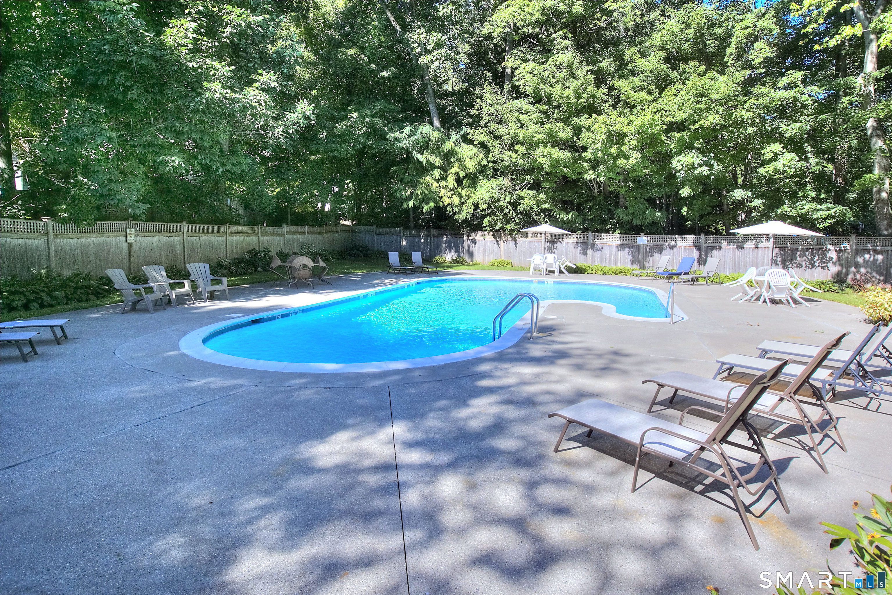 160 Fairfield Woods Road Unit: 25
