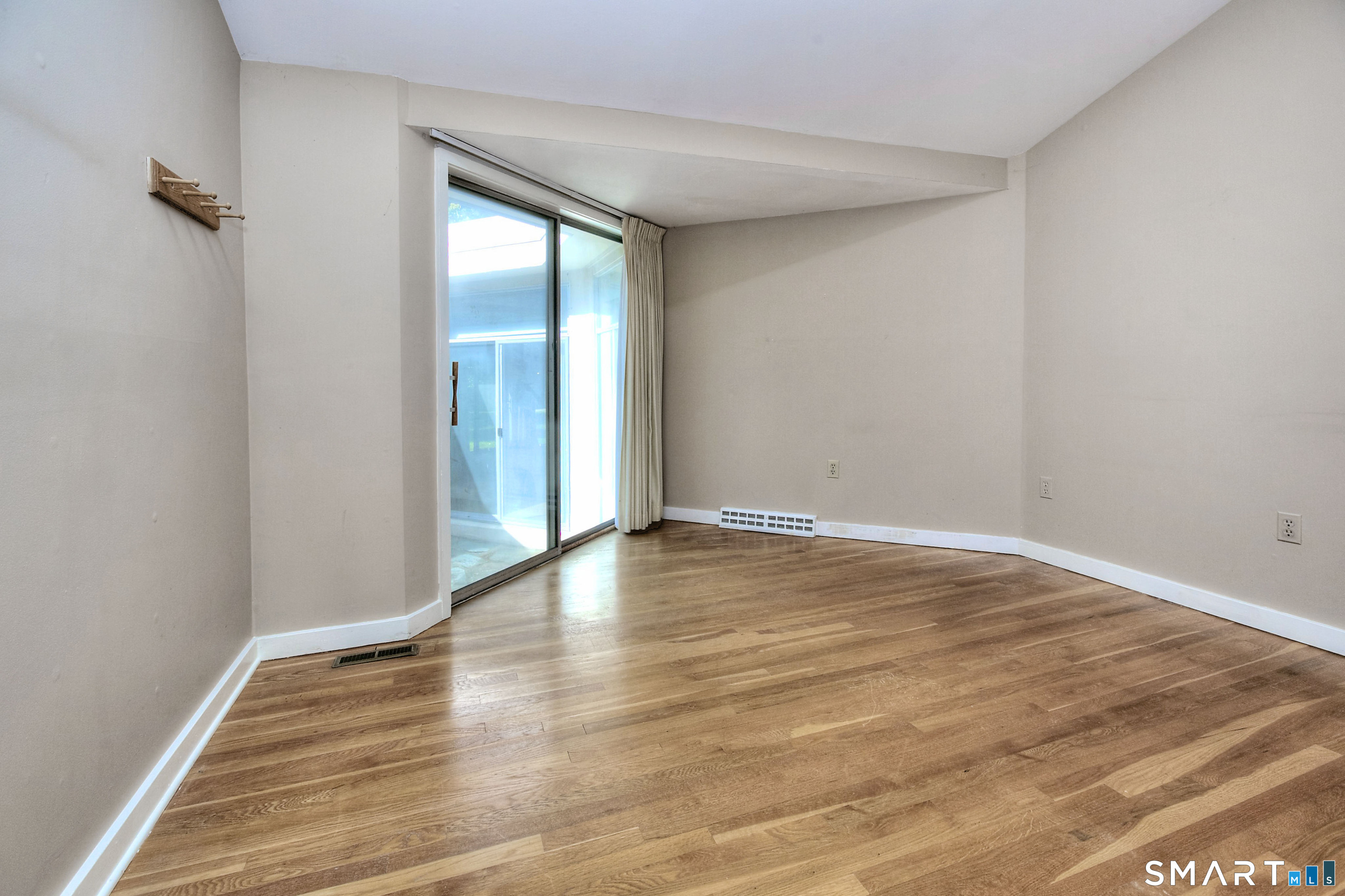 160 Fairfield Woods Road Unit: 25