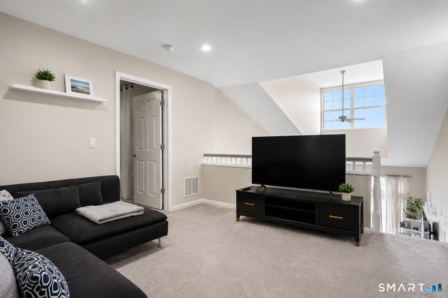 850 East Main Street Unit: 504