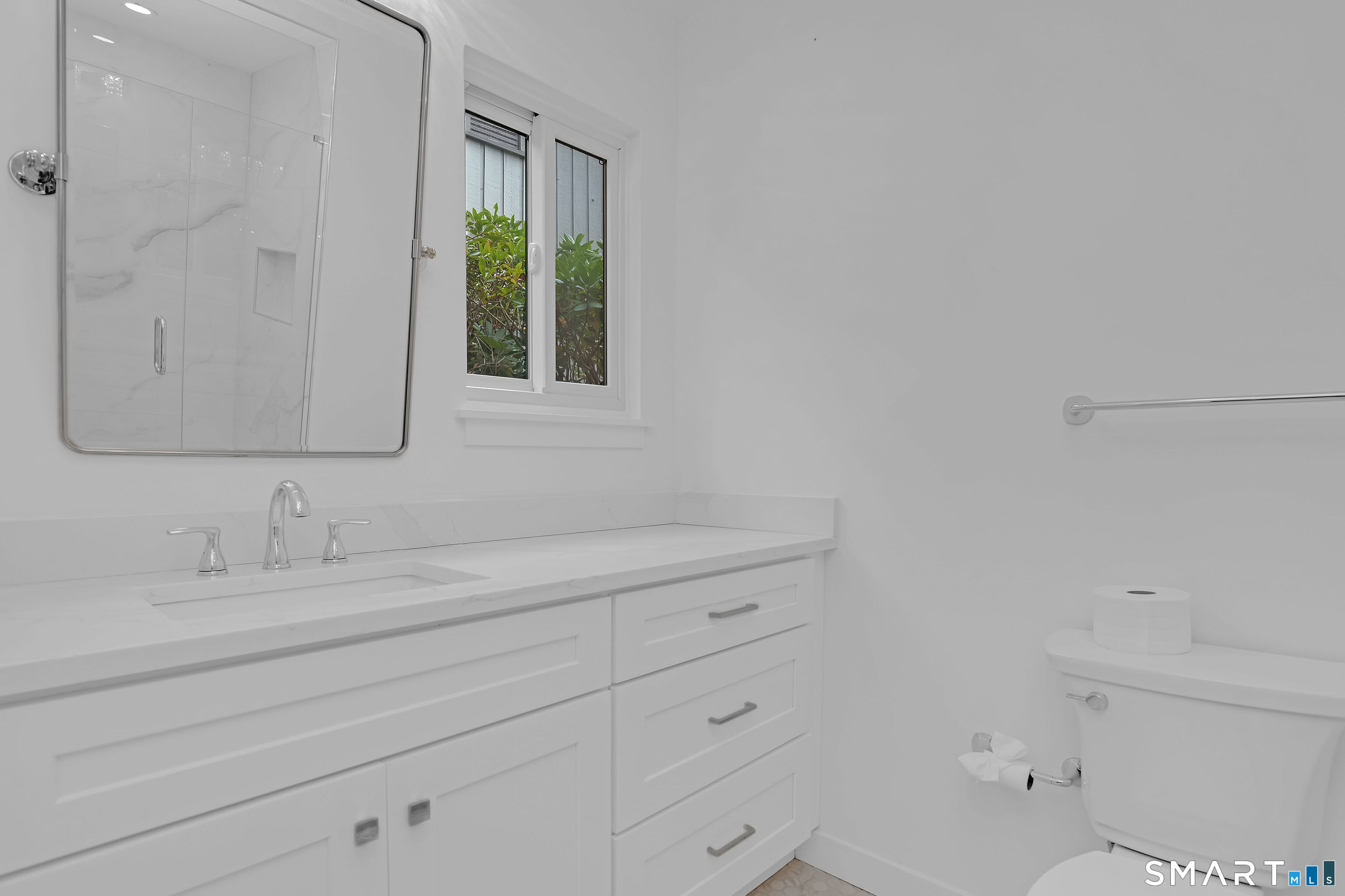 886 Heritage Village Unit: B