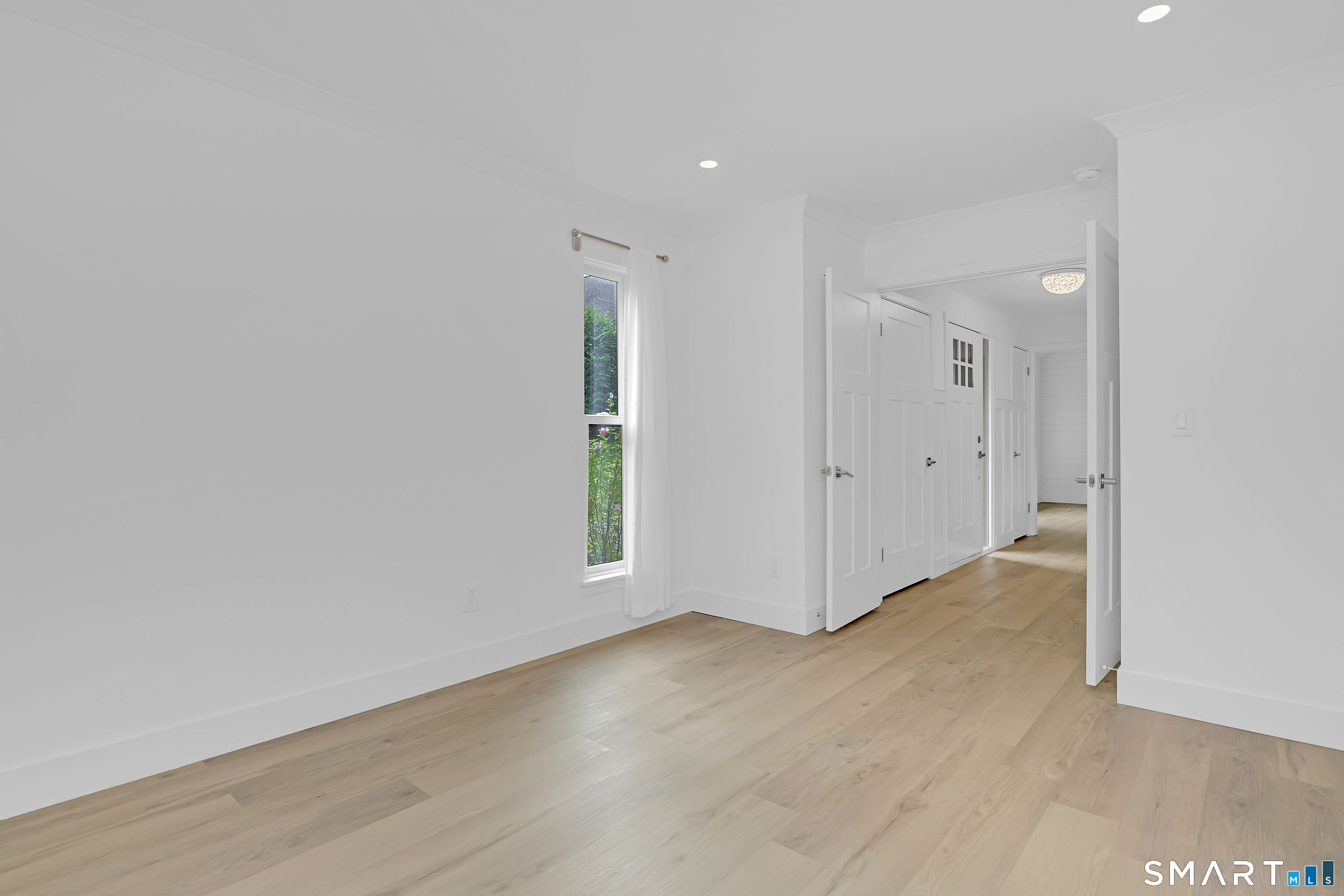 886 Heritage Village Unit: B