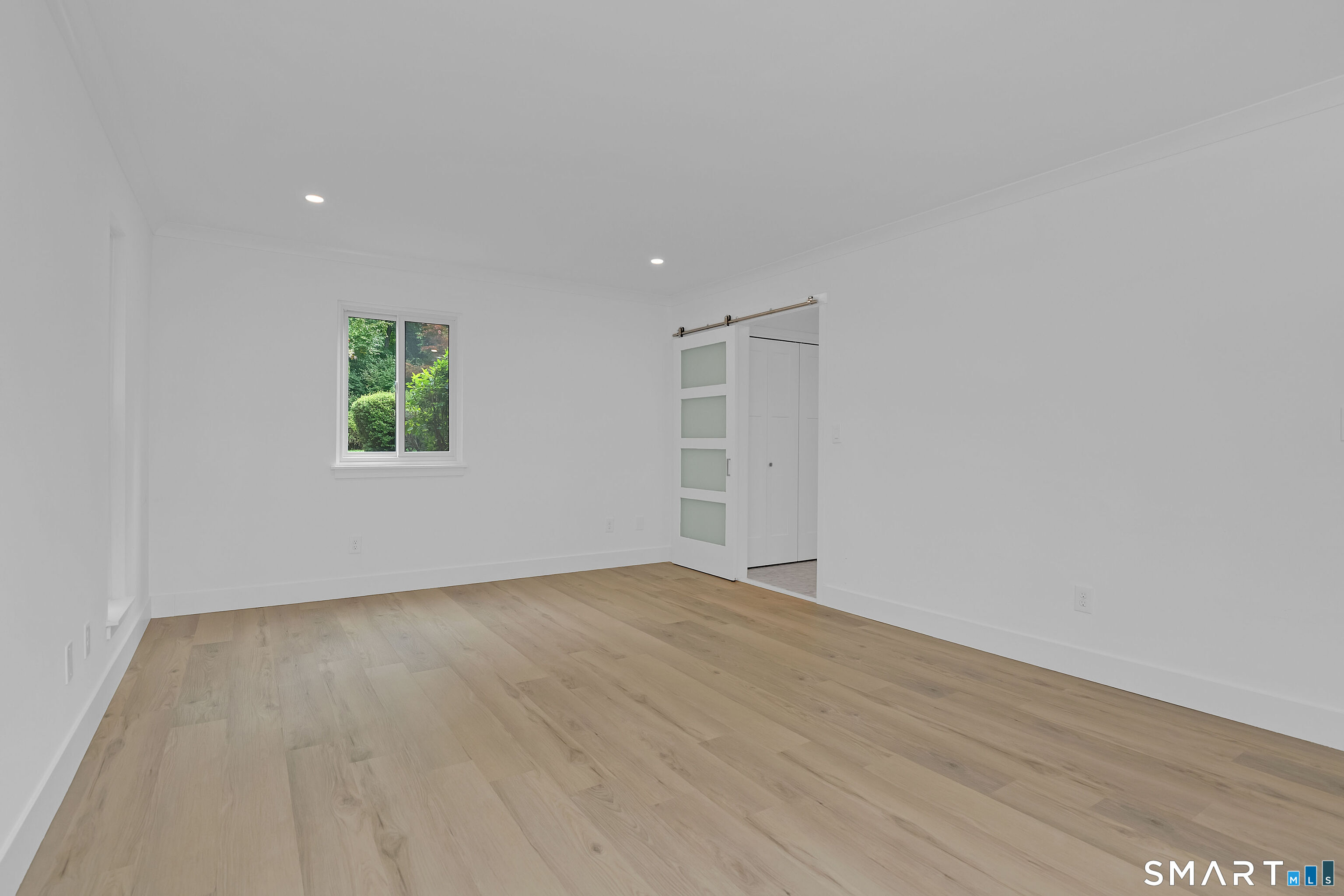 886 Heritage Village Unit: B