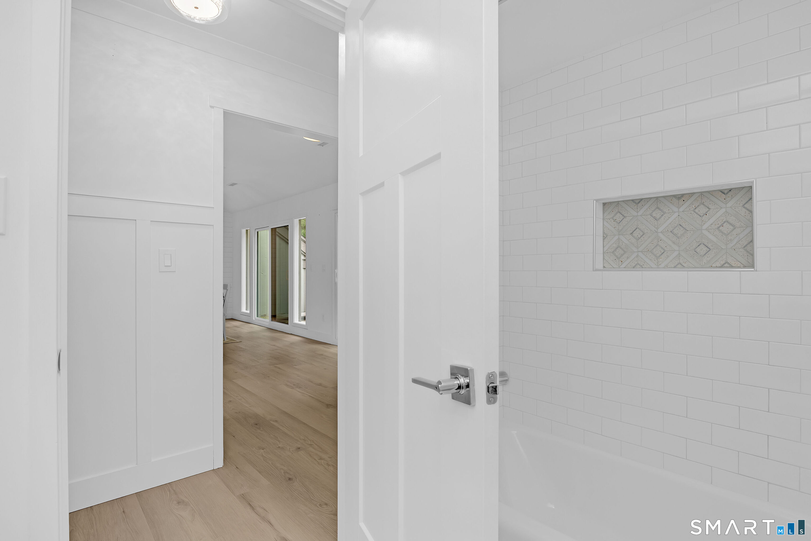 886 Heritage Village Unit: B