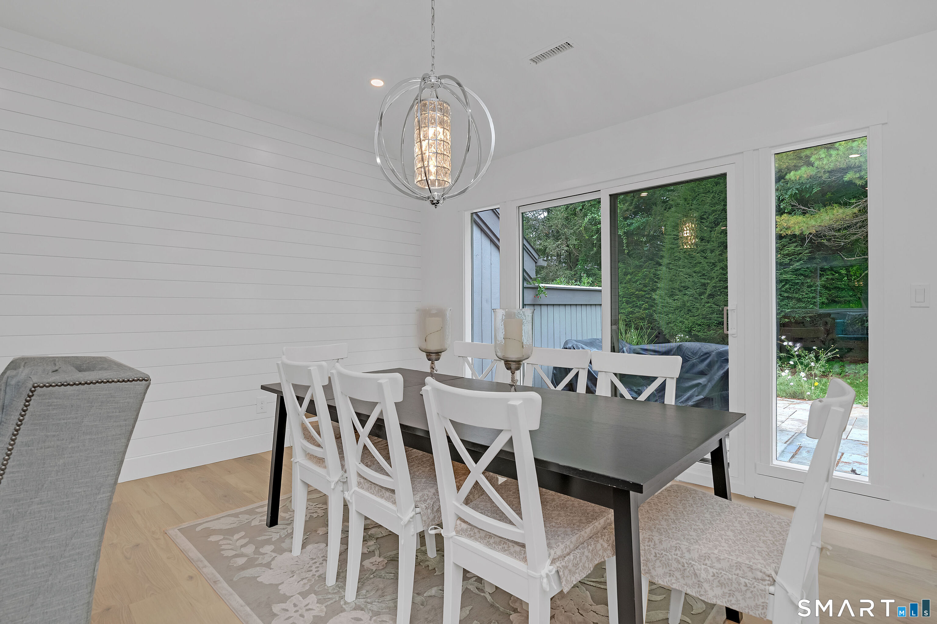 886 Heritage Village Unit: B