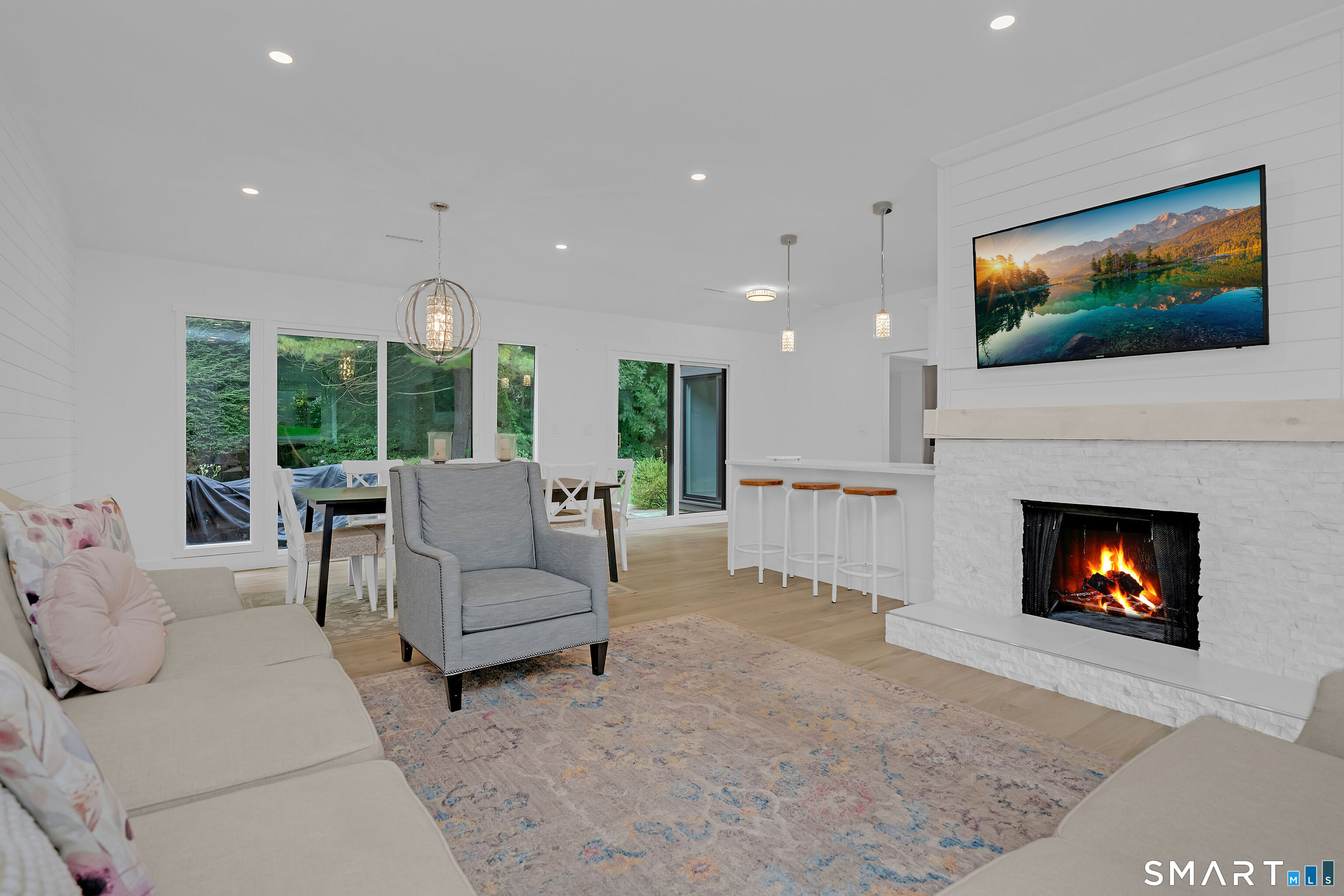 886 Heritage Village Unit: B