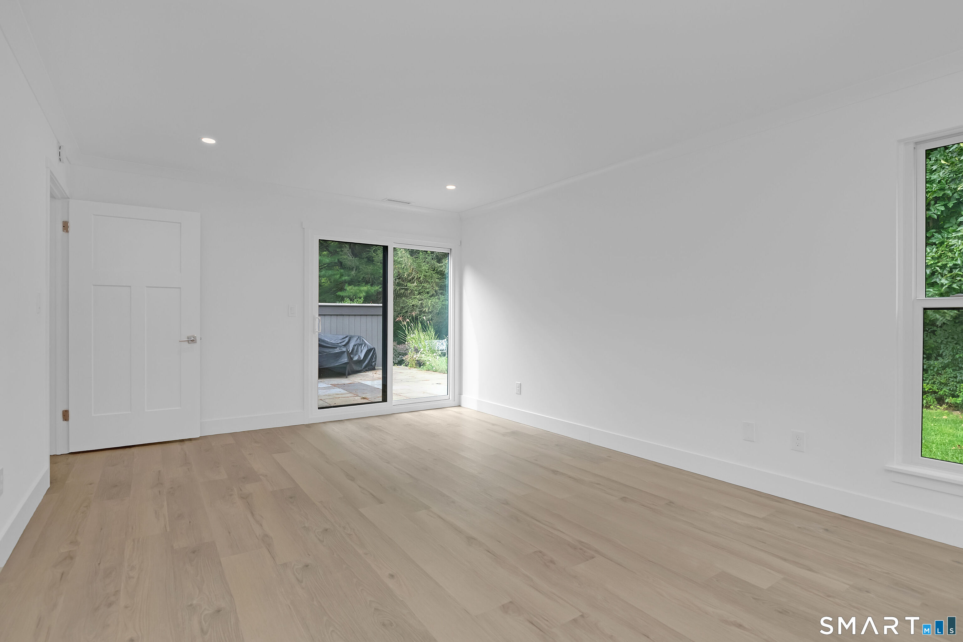886 Heritage Village Unit: B
