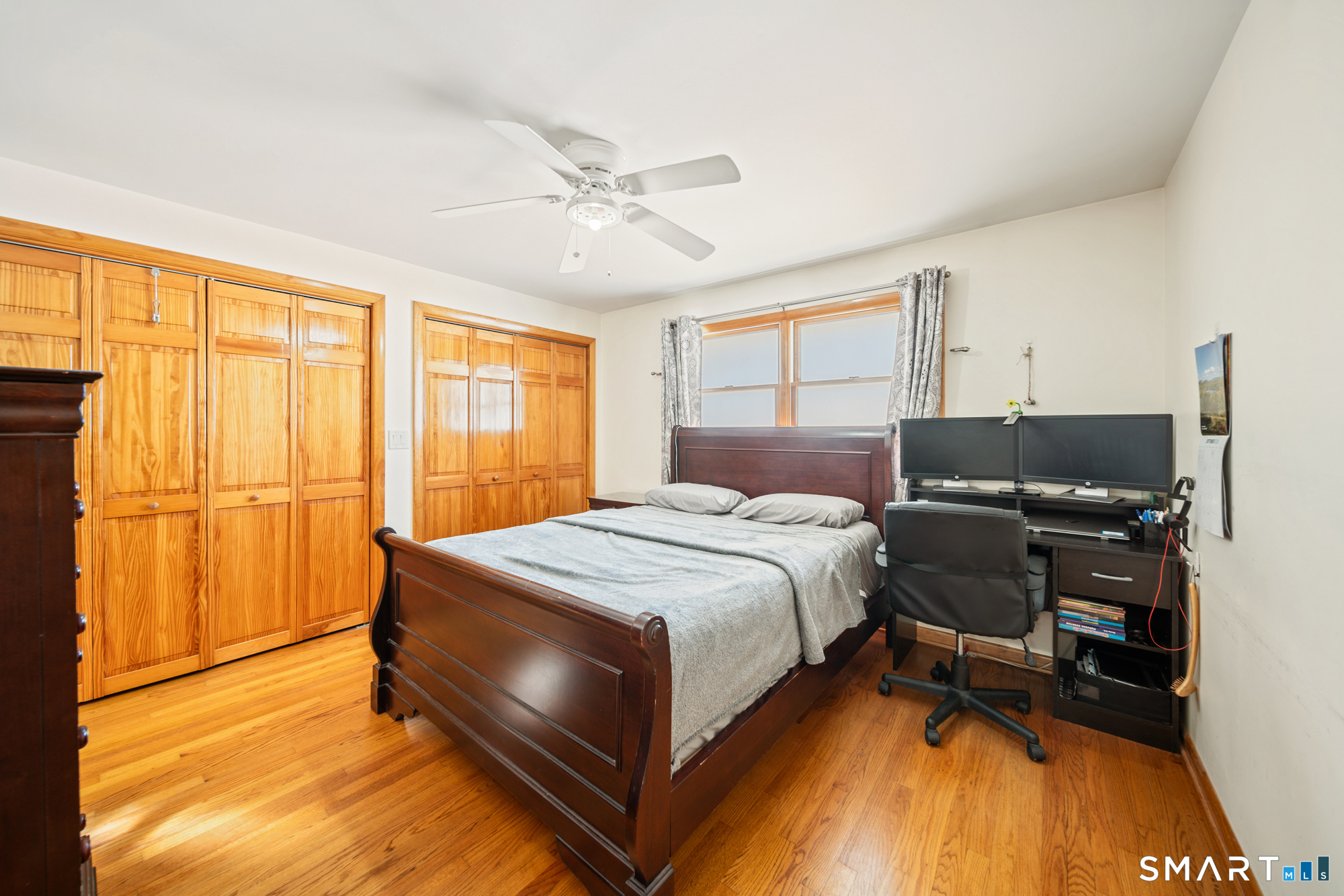 121 Bridgeview Place