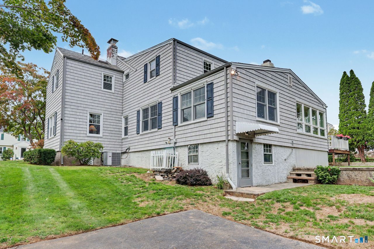 77 Ridge Road