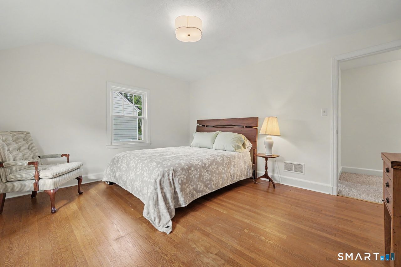77 Ridge Road