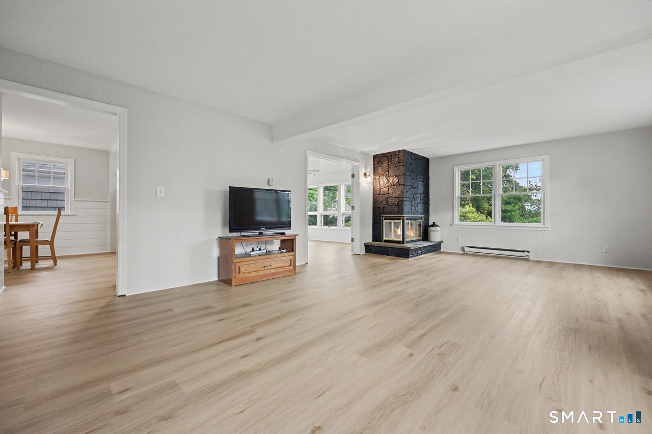 77 Ridge Road