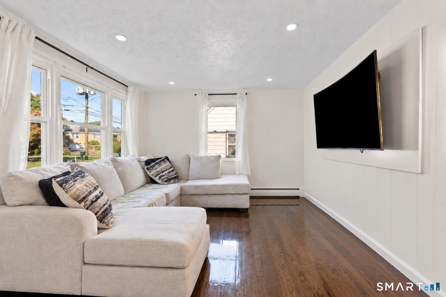 57 Burr Street