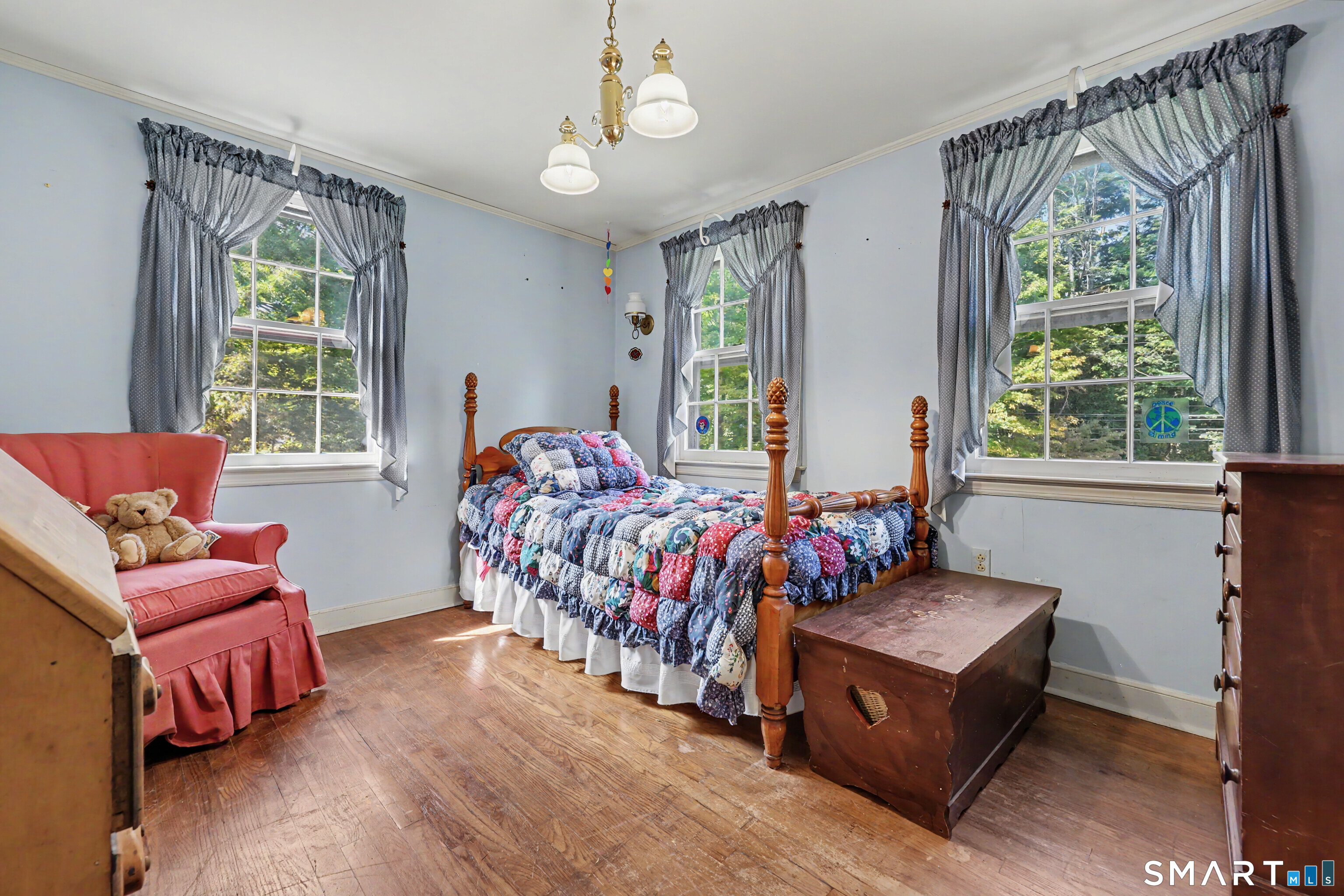 393 Center Road