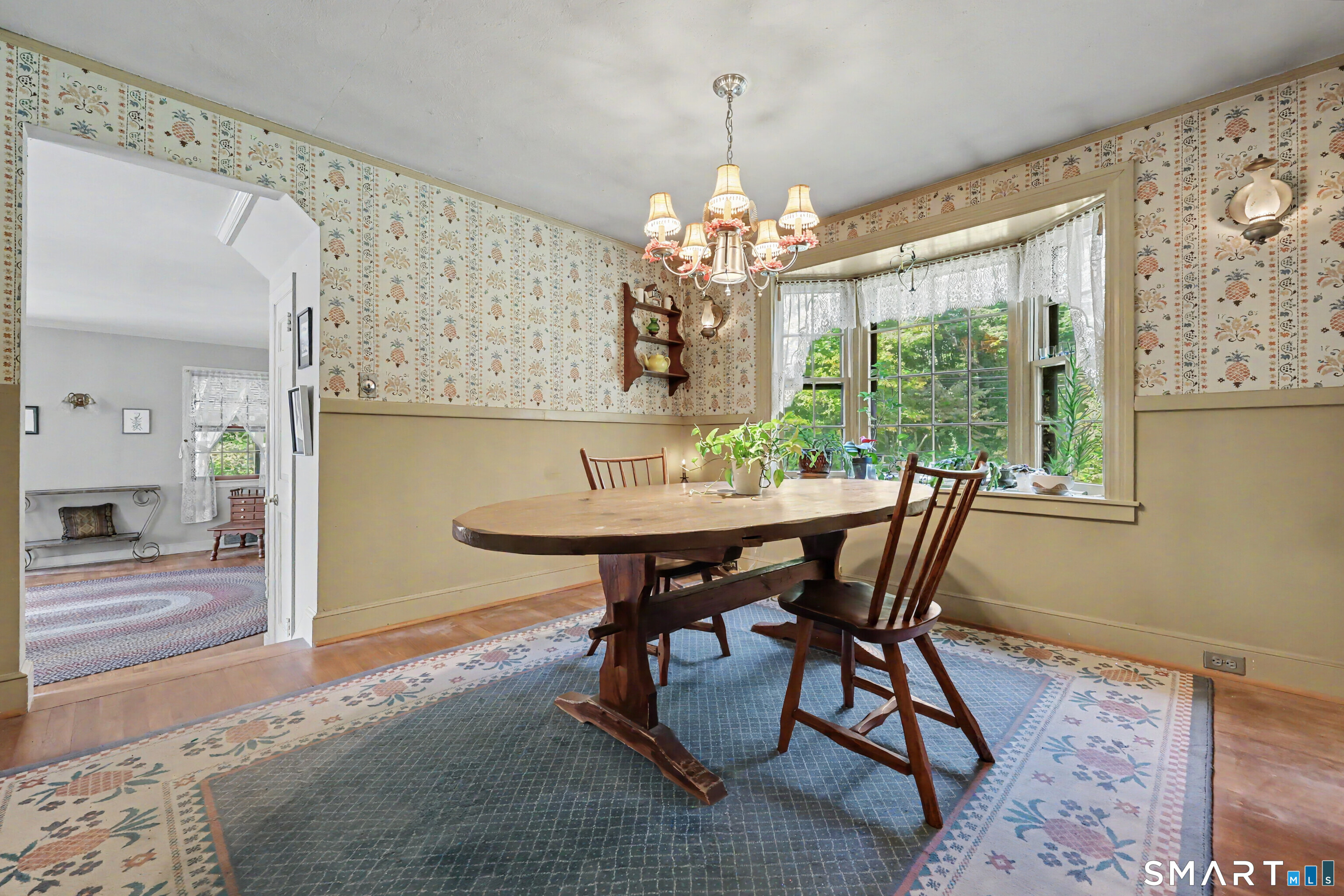 393 Center Road