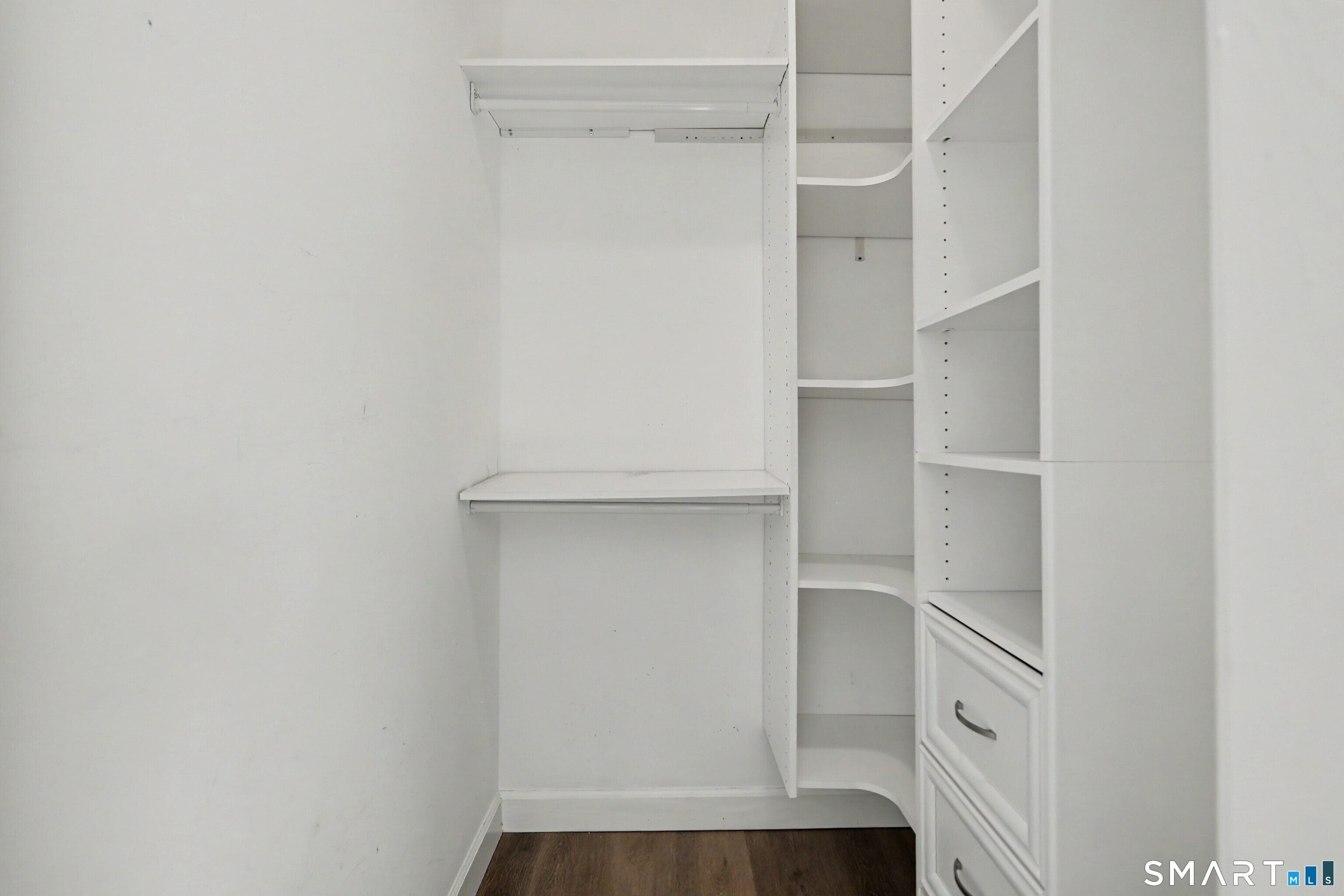 3200 Madison Avenue Unit: 23
