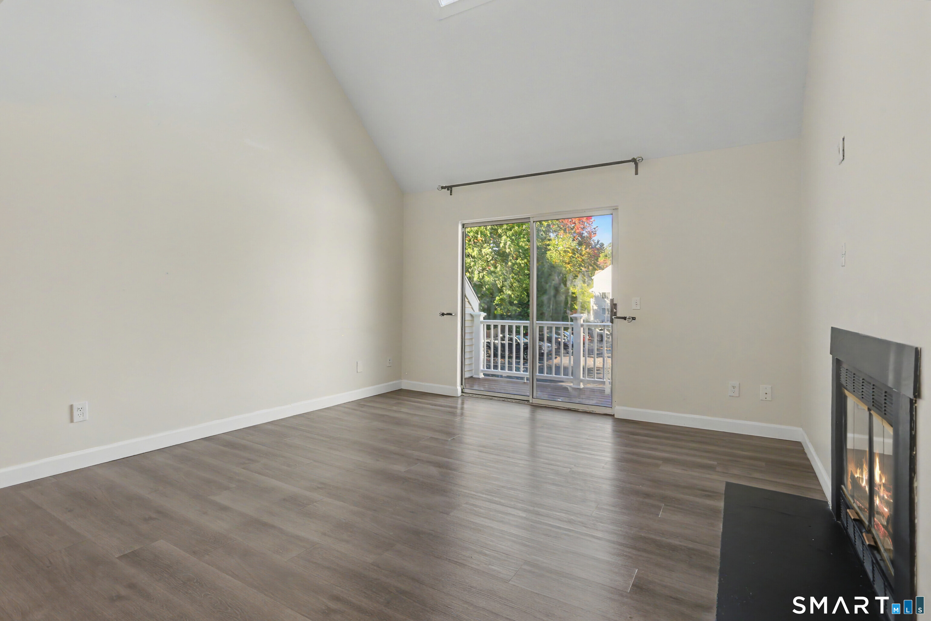 3200 Madison Avenue Unit: 23