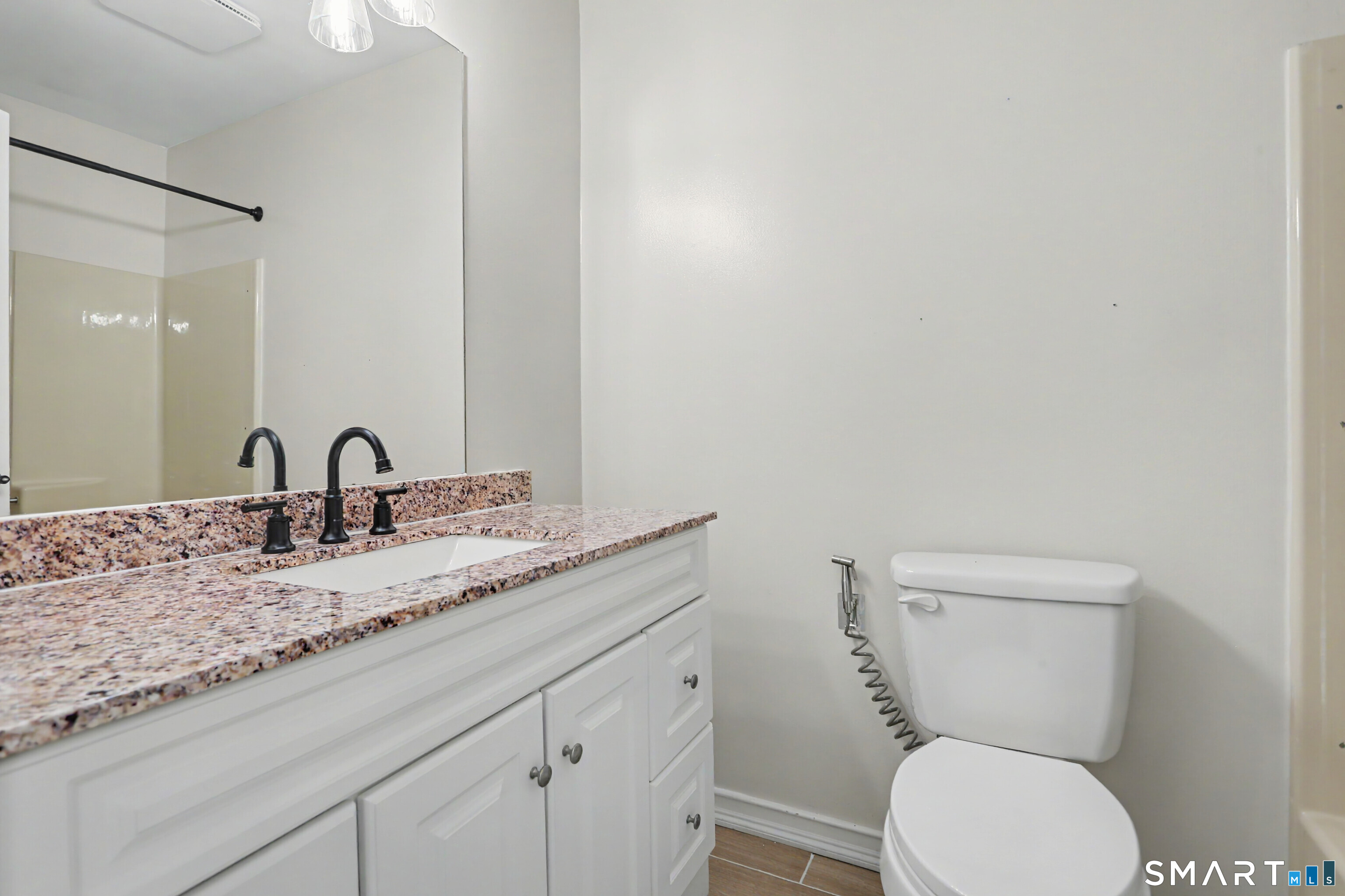 3200 Madison Avenue Unit: 23