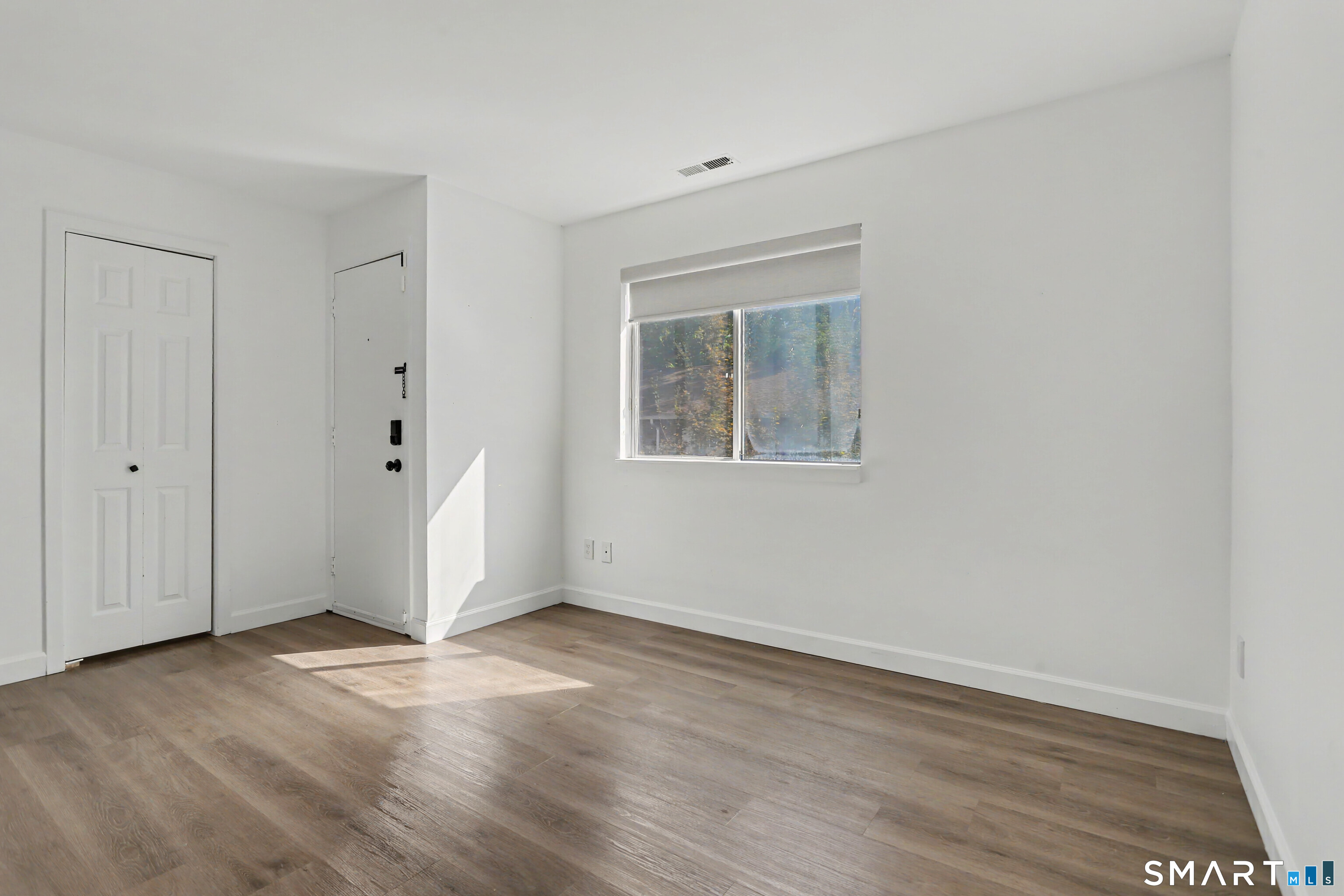3200 Madison Avenue Unit: 23