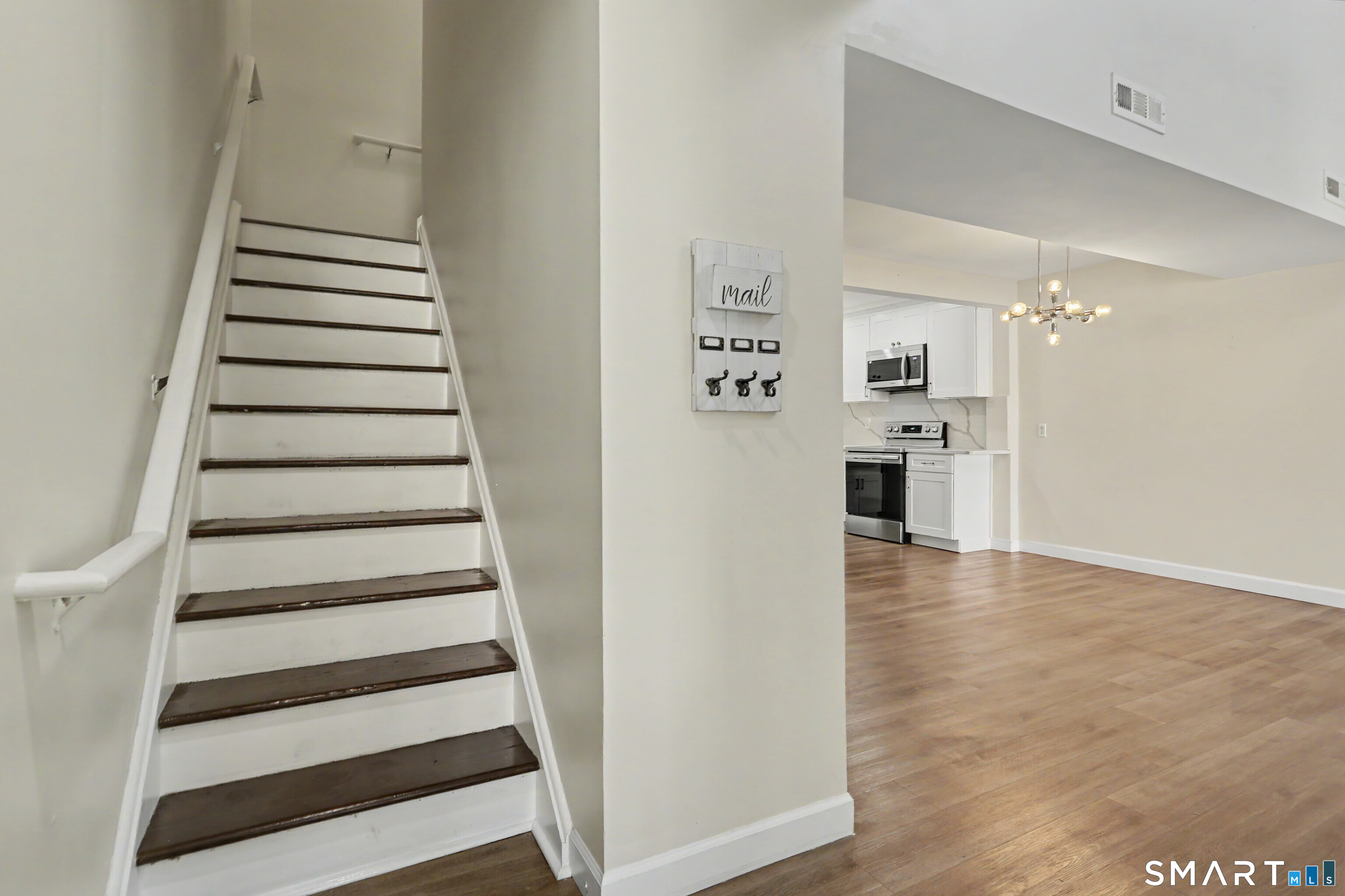 3200 Madison Avenue Unit: 23