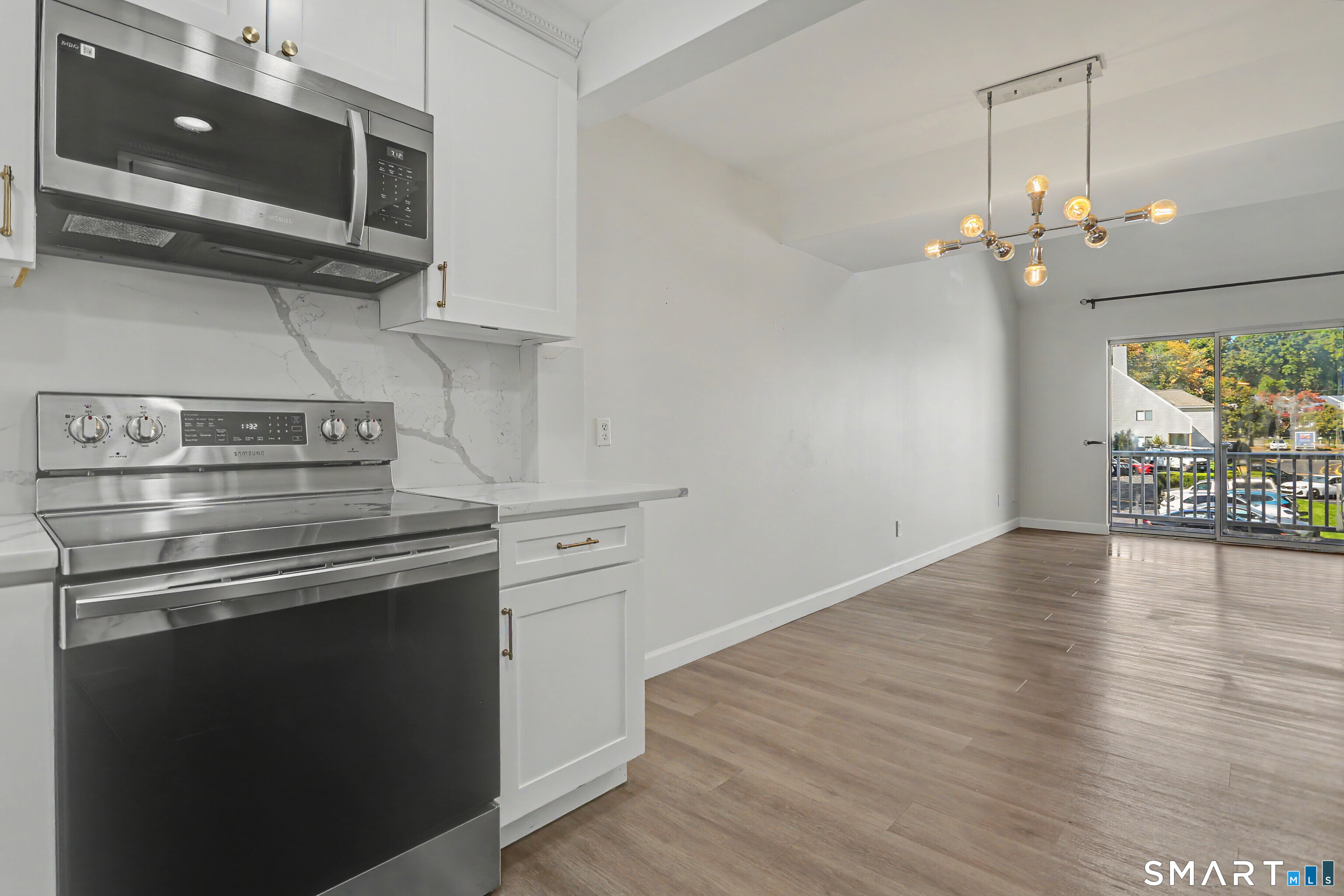 3200 Madison Avenue Unit: 23