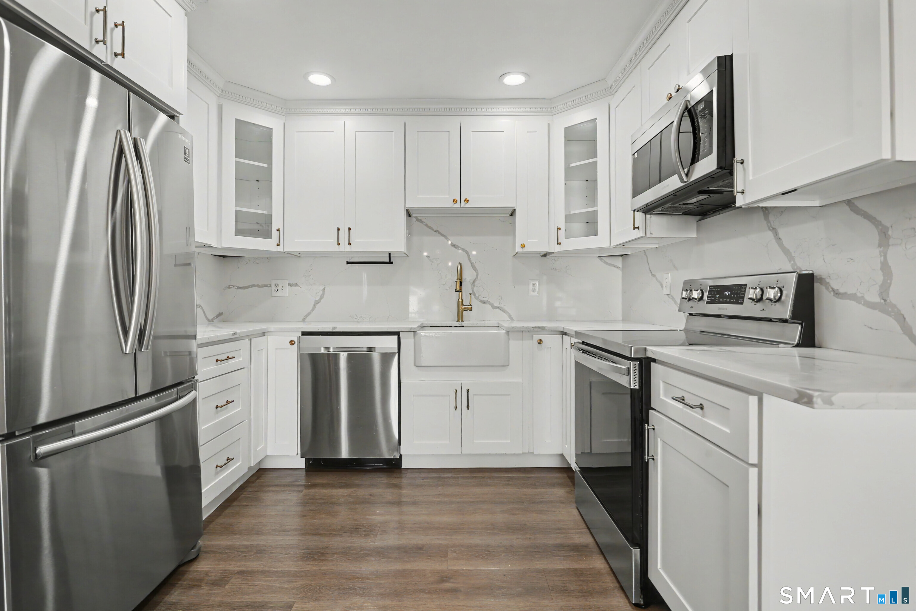 3200 Madison Avenue Unit: 23