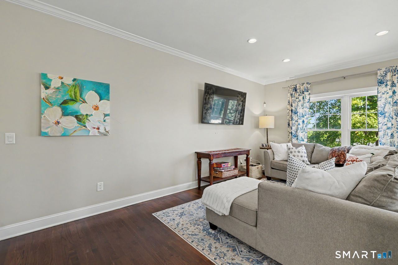 108 Seaside Avenue Unit: 16