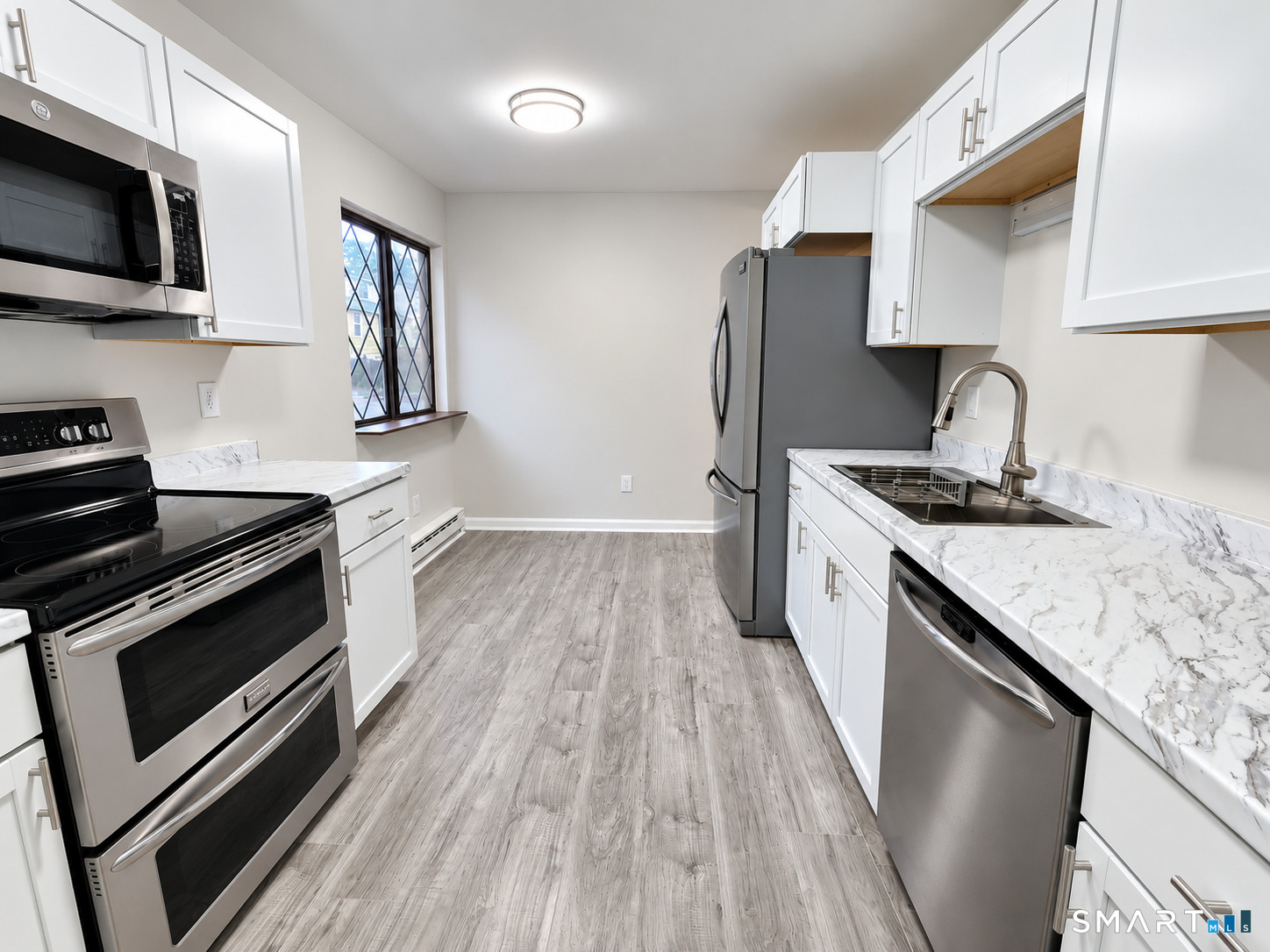 45 Columbus Place Unit: 17