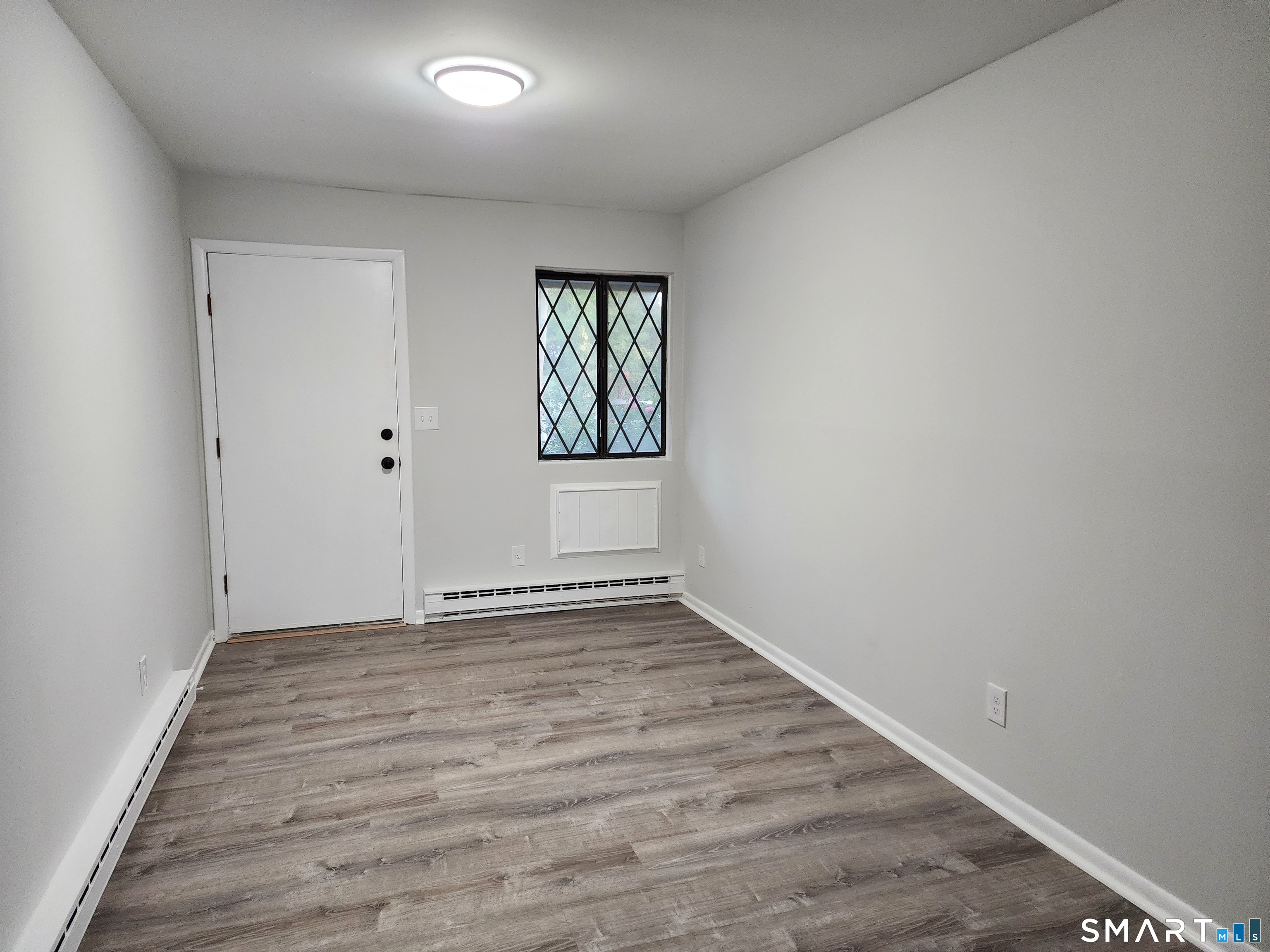 45 Columbus Place Unit: 17