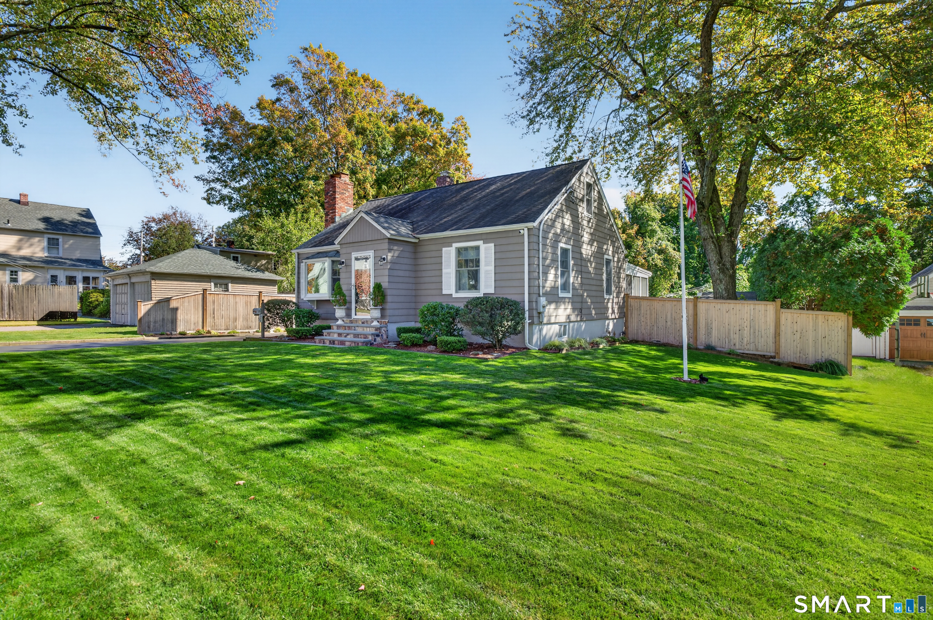 35 Highlawn Road
