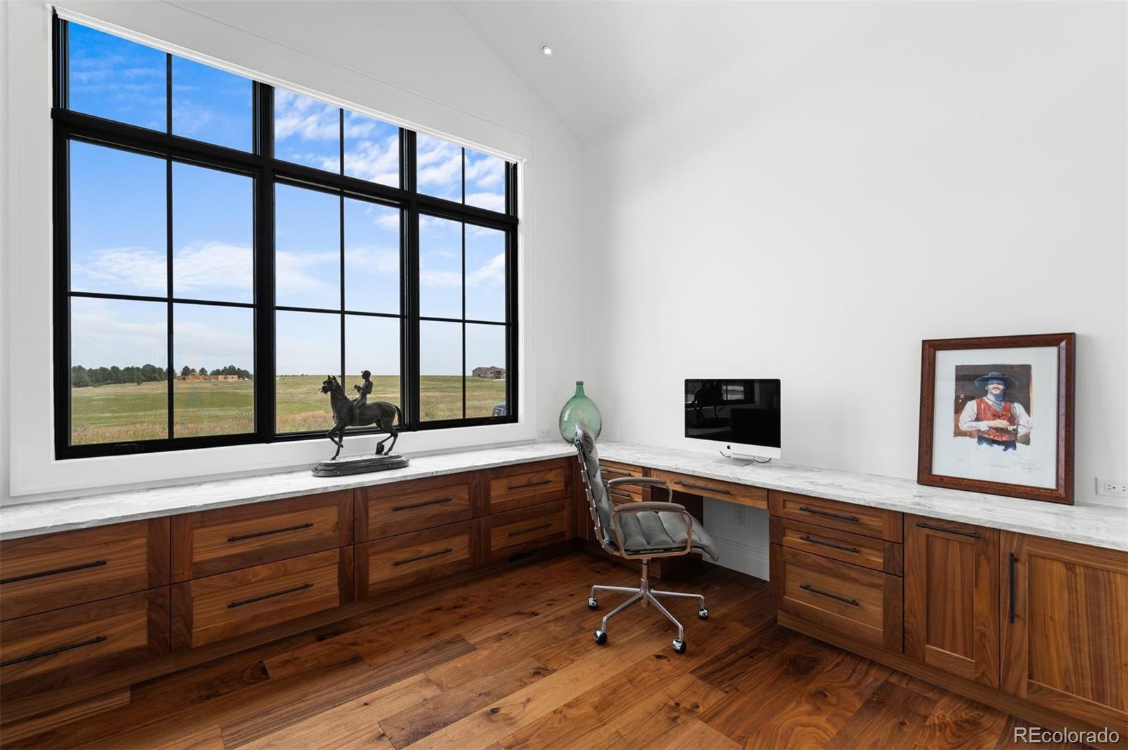 10305 Red Cloud Trail