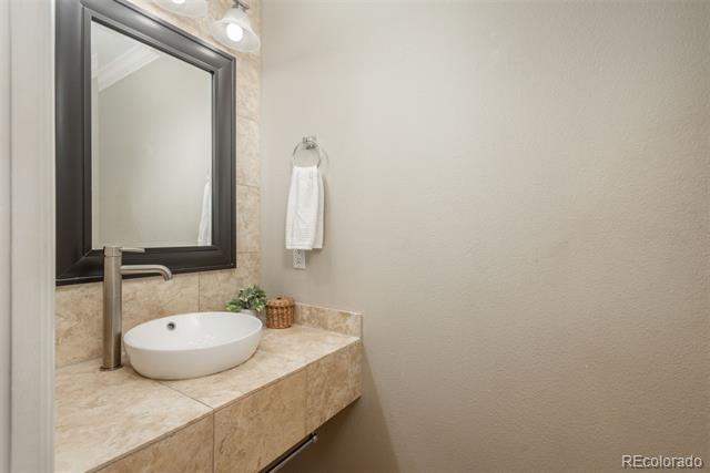 880 E 16th Avenue Unit: 4A