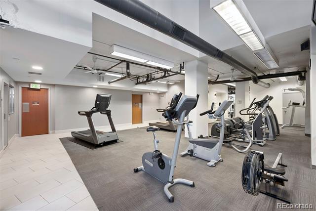 1777 Larimer Street Unit: 707