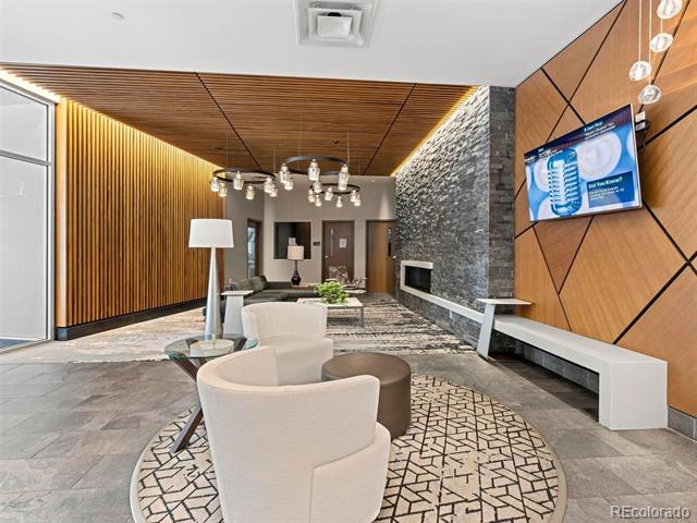 1777 Larimer Street Unit: 707