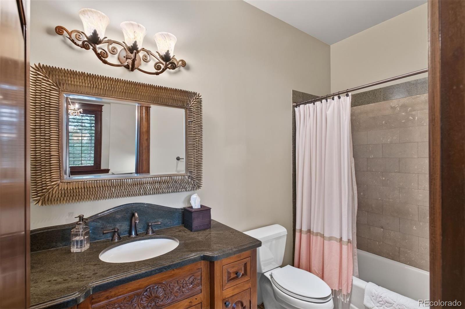 1125 Northwood Court