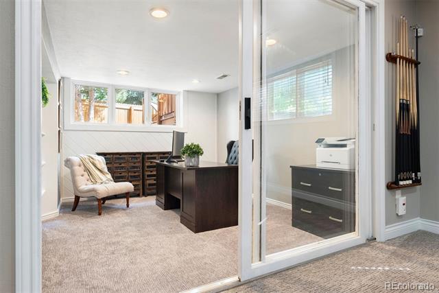7703 S Grape Court