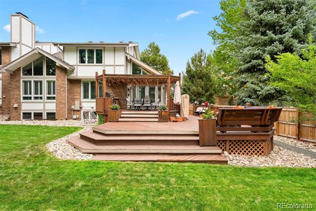 7703 S Grape Court