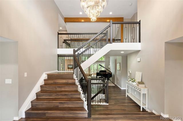 7703 S Grape Court
