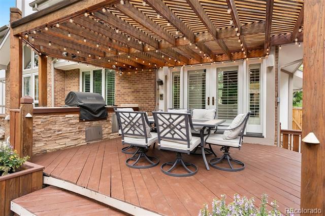 7703 S Grape Court